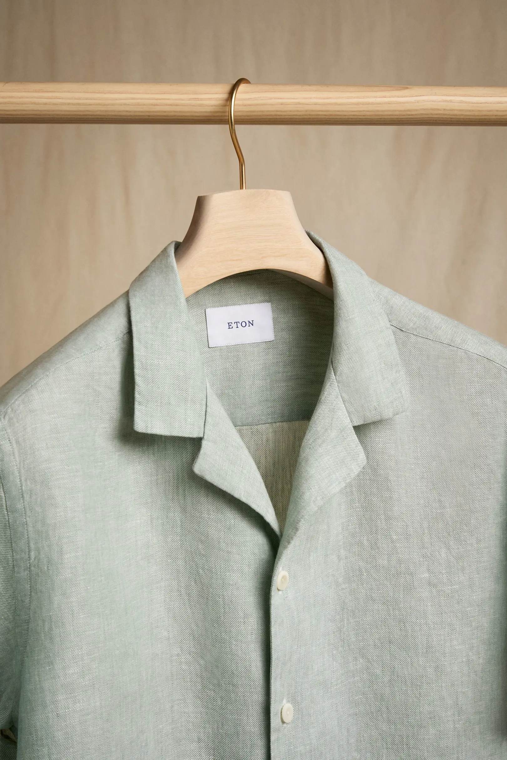 Eton - mid green solid linen twill resort shirt