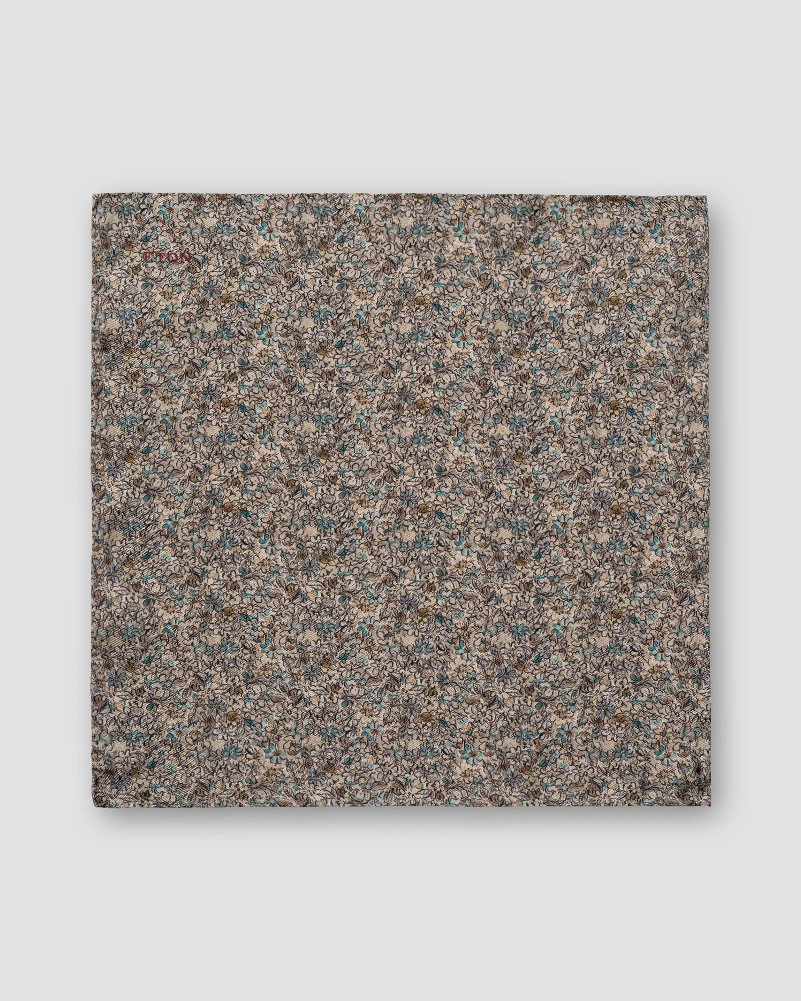 Eton - beige accessories pocket squares