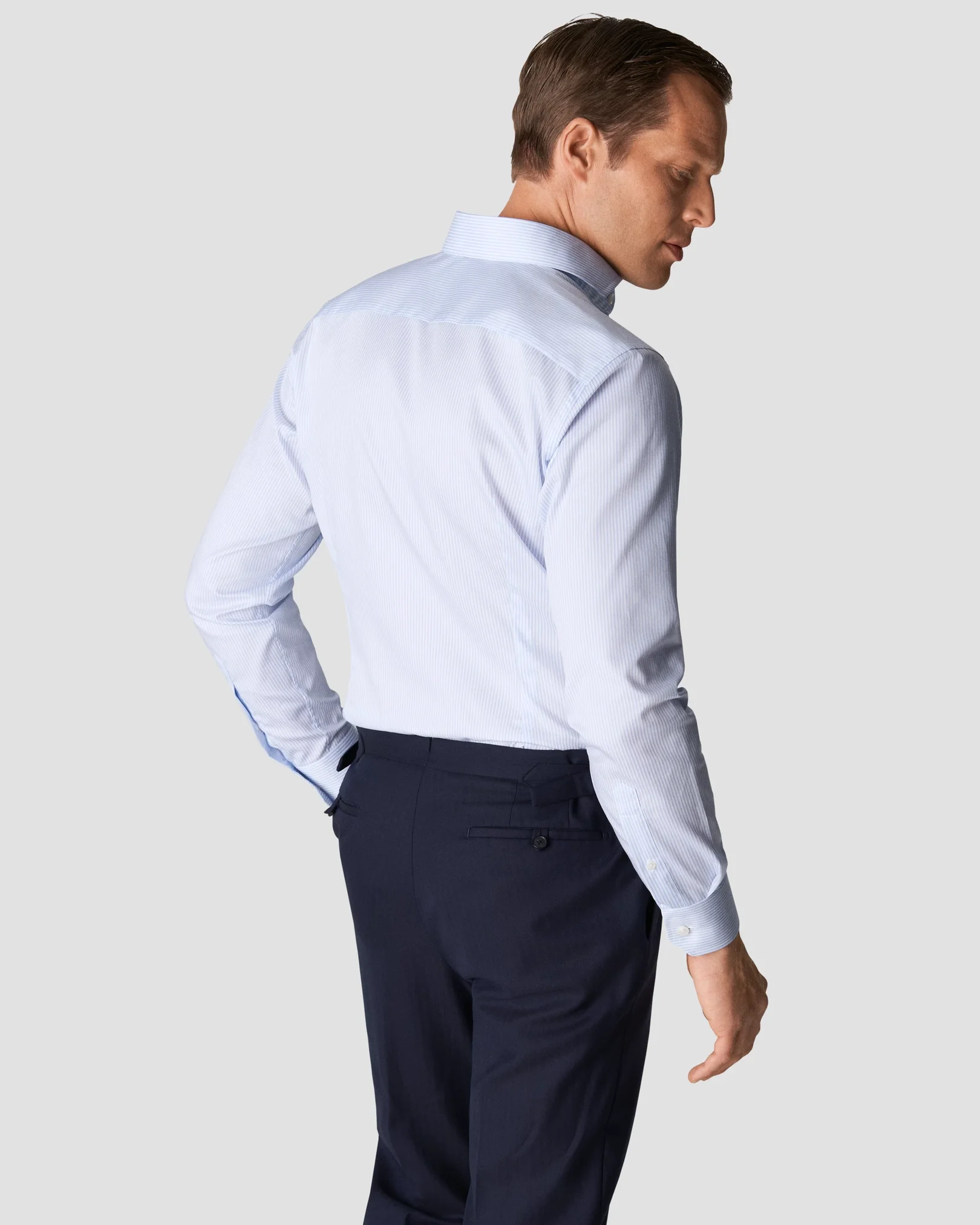 Eton - light blue fine twill extreme cut away