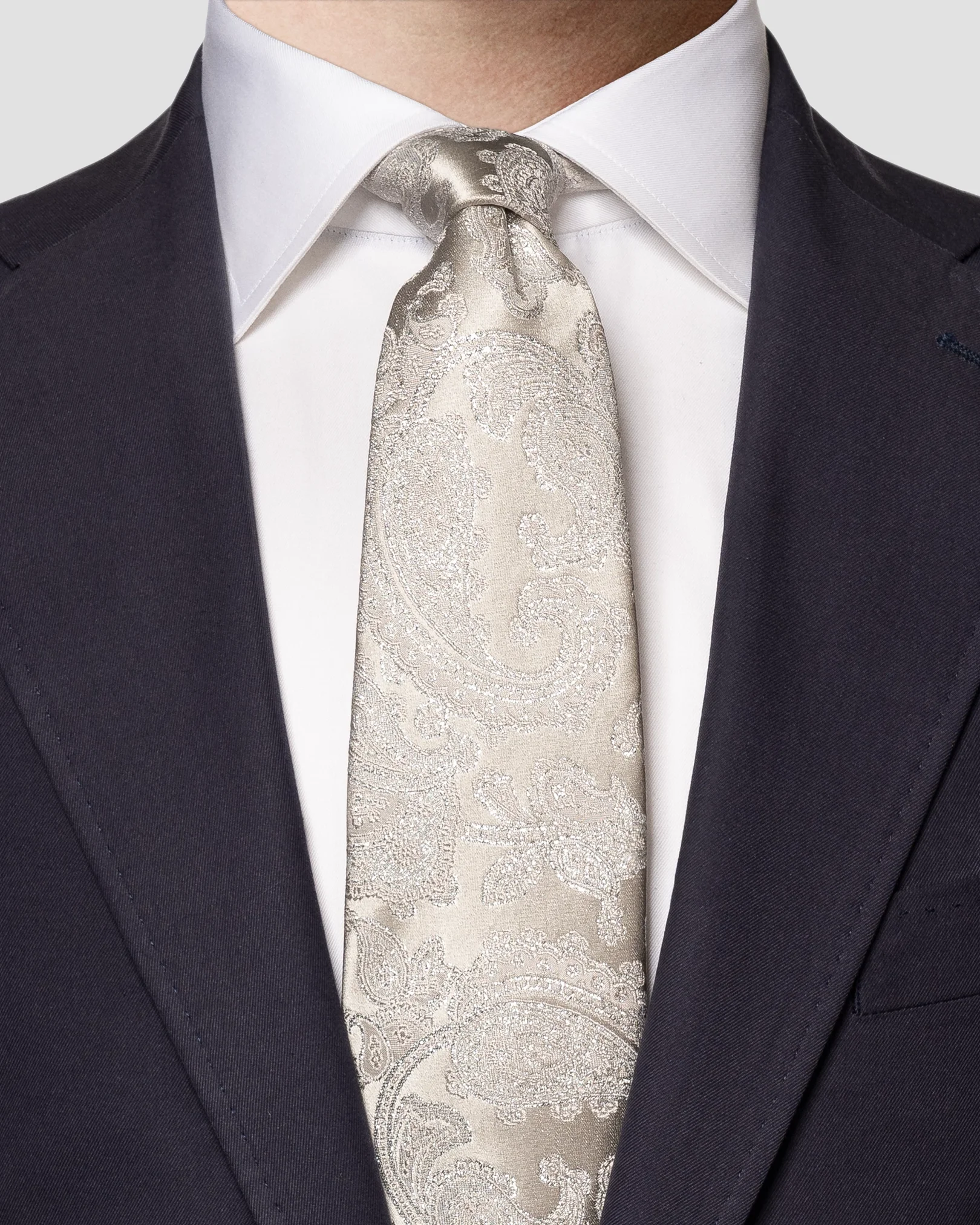 Eton - light grey tie