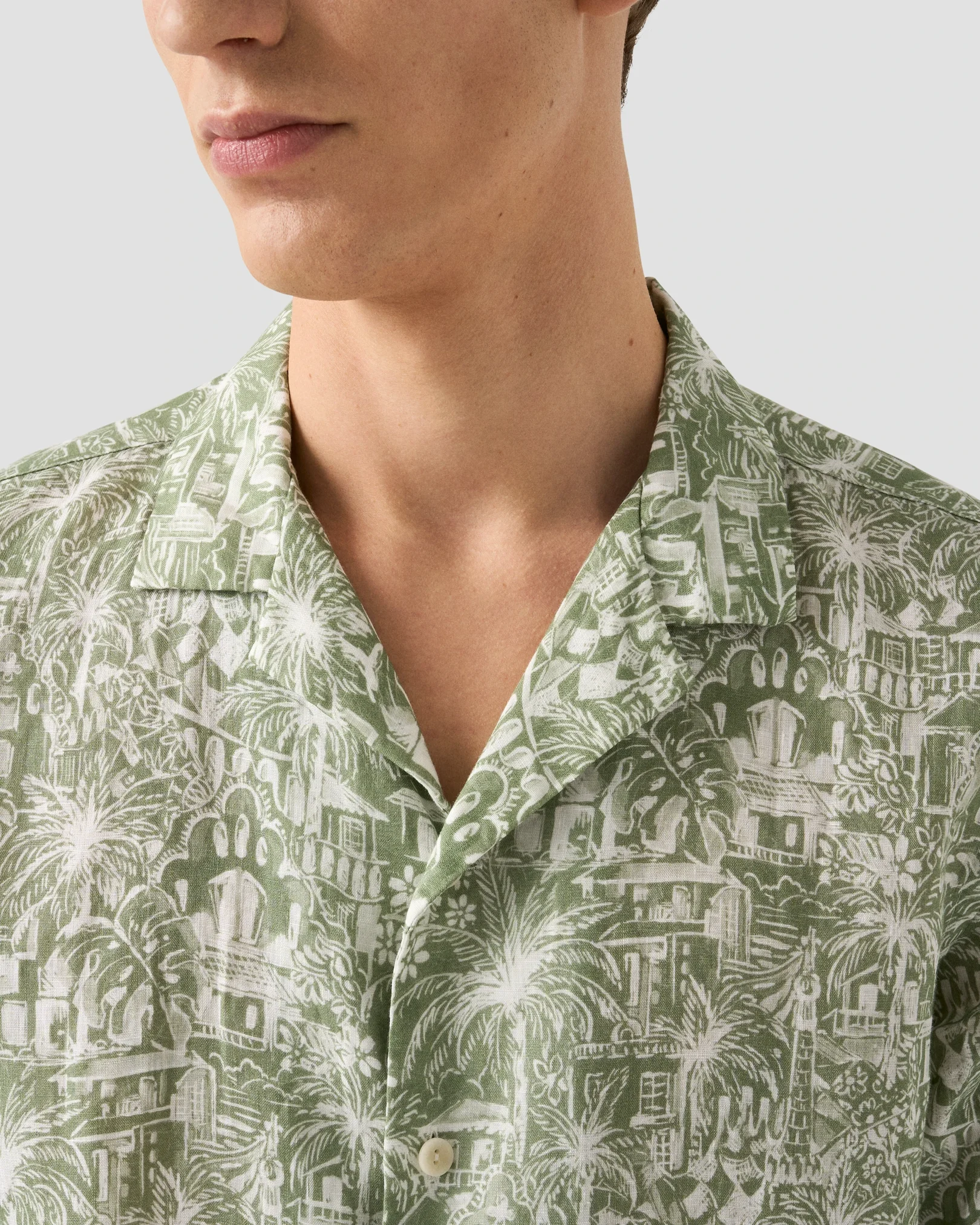 Eton - dark green gaudi garden print resort shirt