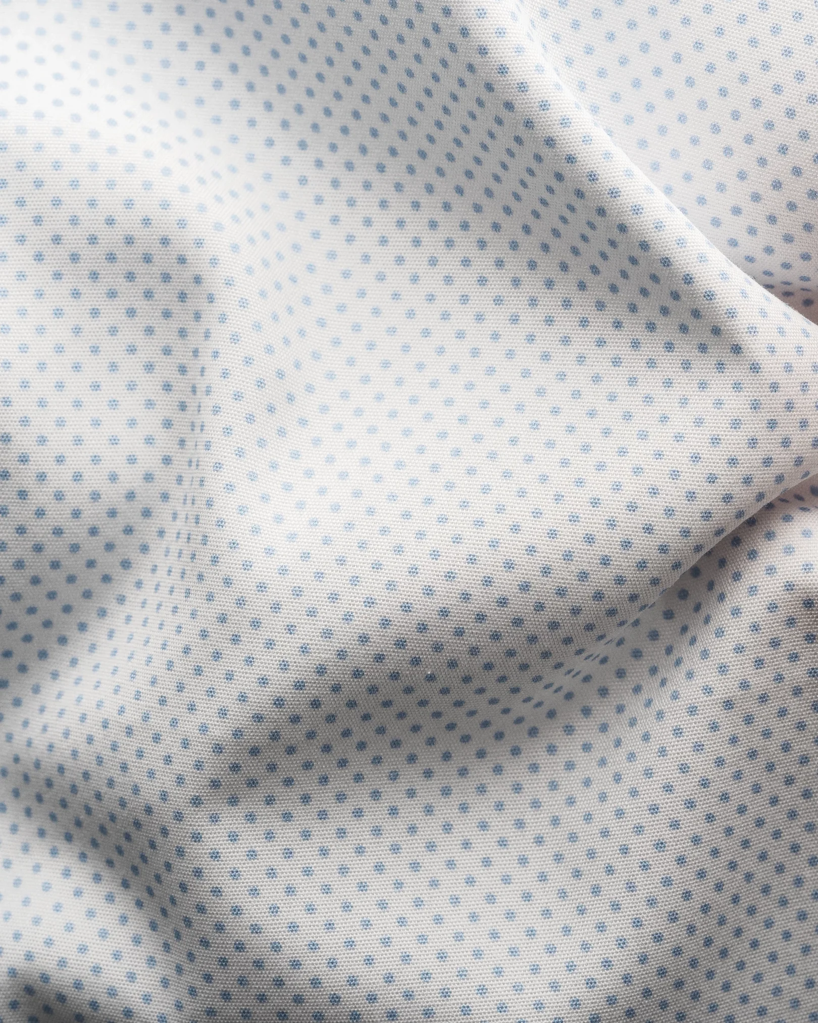 Eton - light blue poplin cutaway microprint