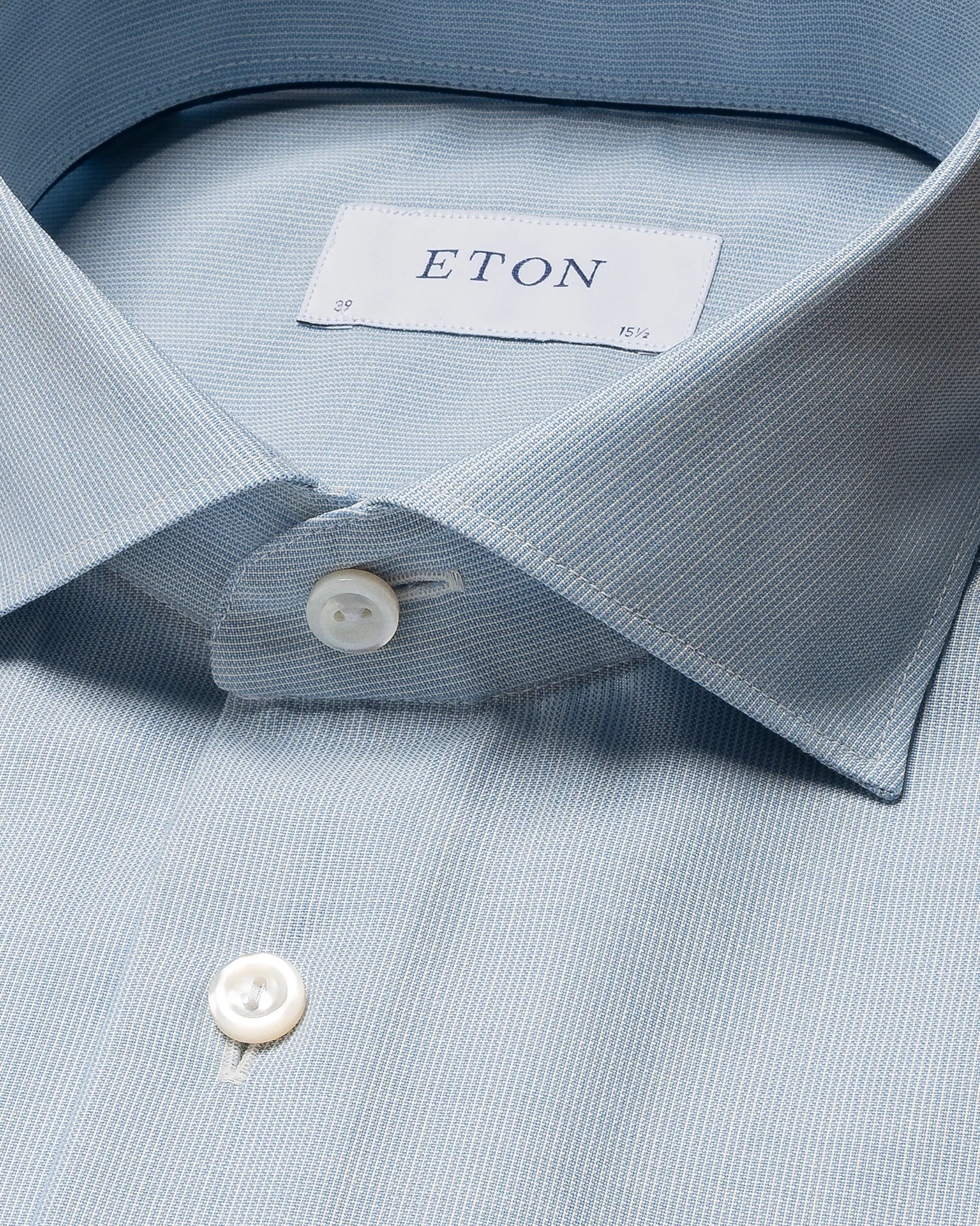 Eton - light blue wide spread rounded single cuff