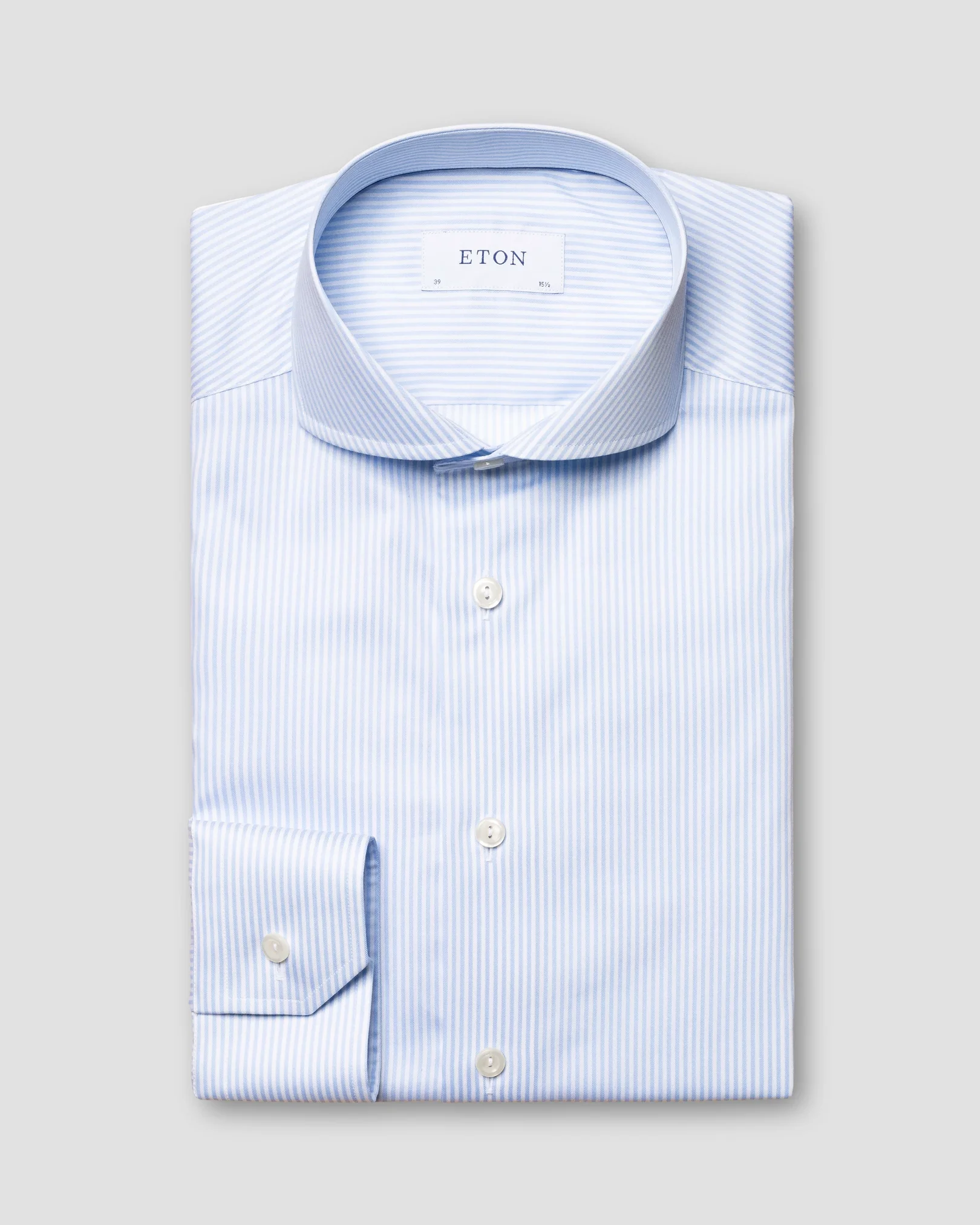 Eton - light blue fine twill extreme cut away