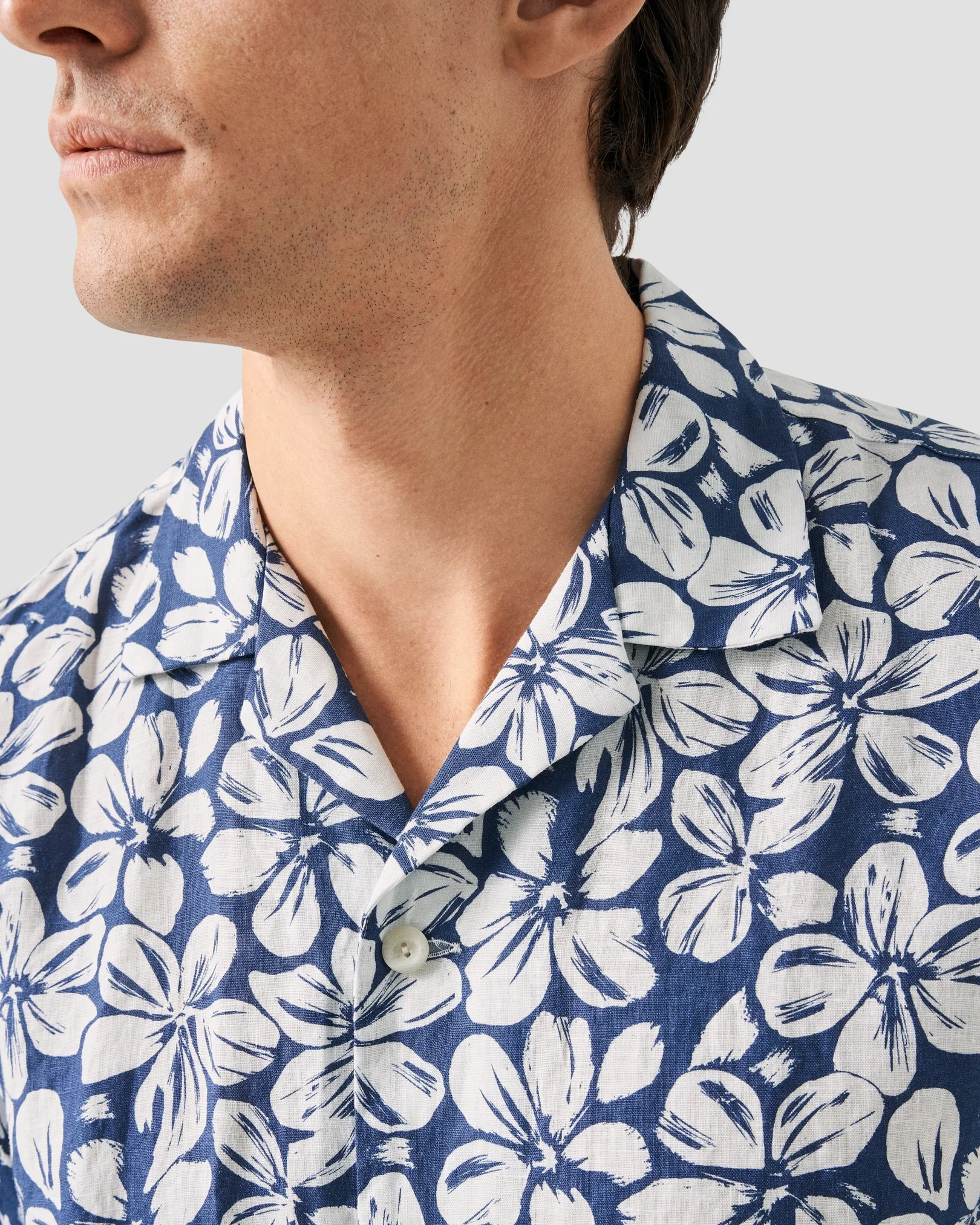 Eton - mid blue linen resort shirt