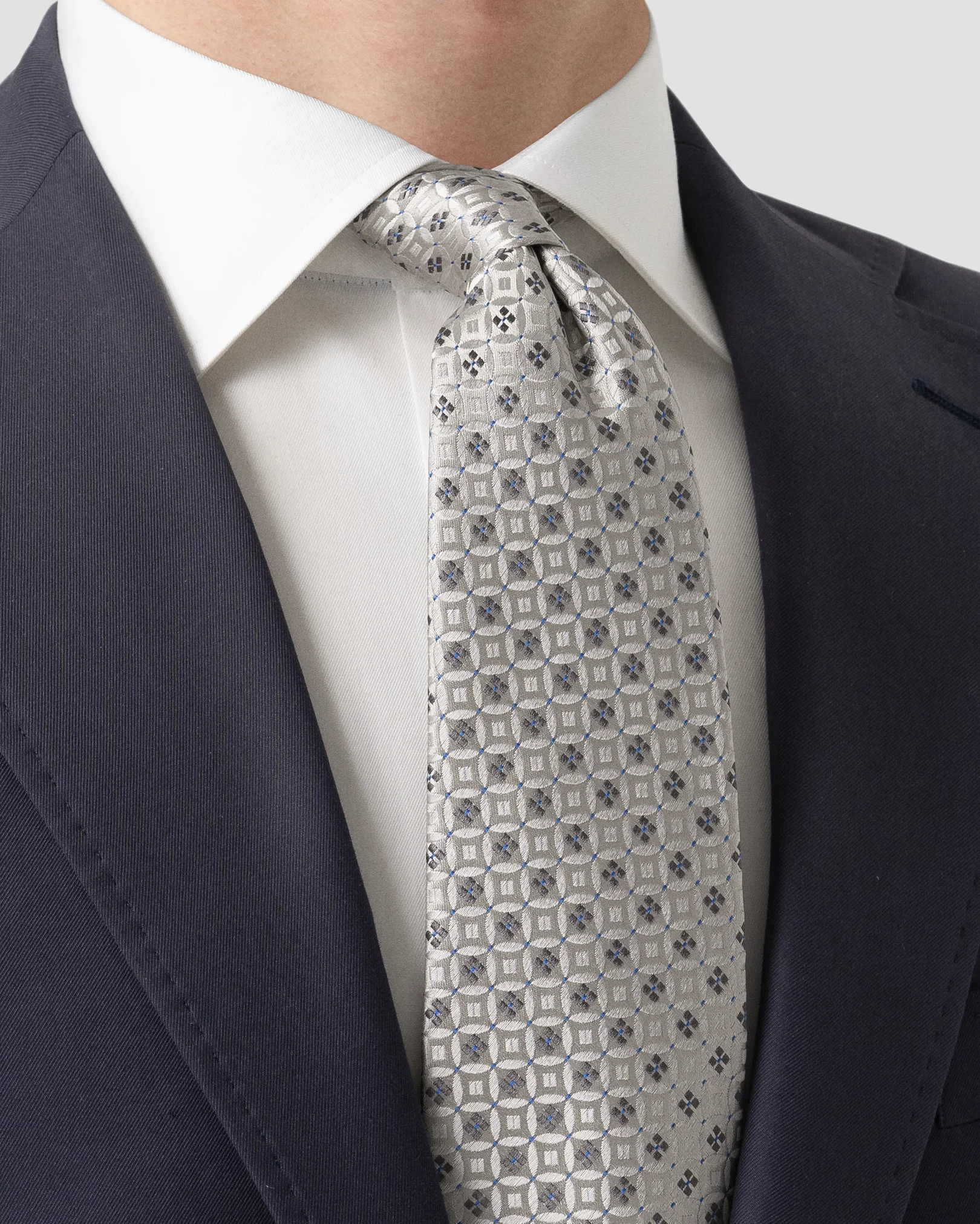 Eton - beige rich texture tie