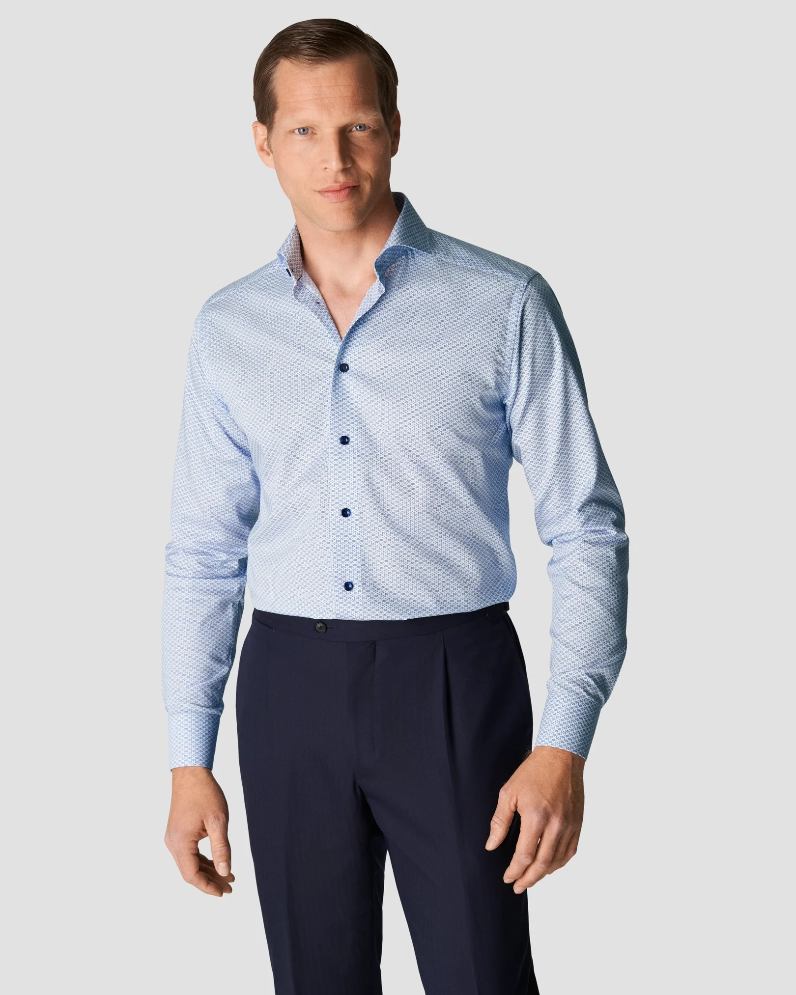 Eton - dark blue signature twill extreme cutaway