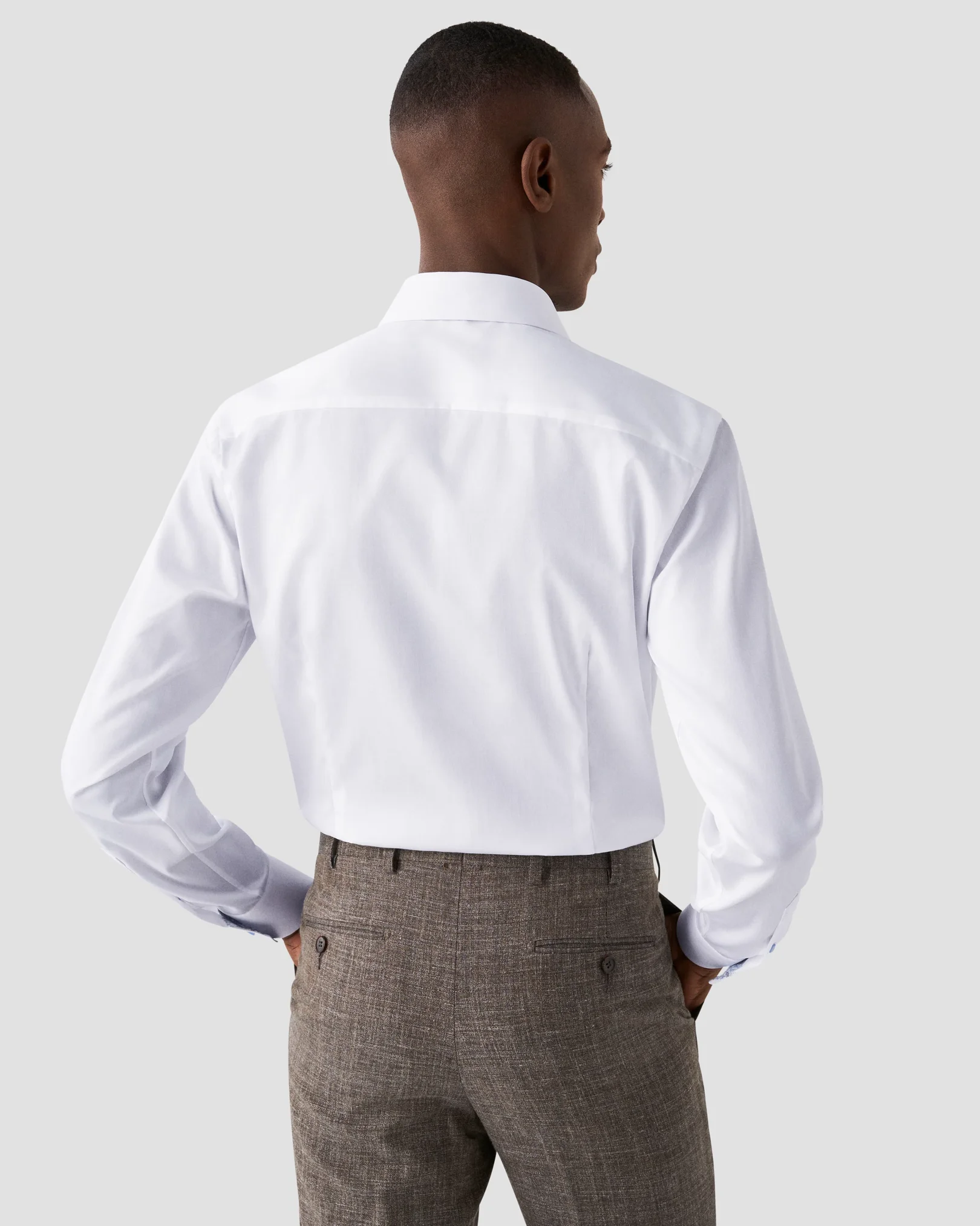 Eton - white signature twill summer details