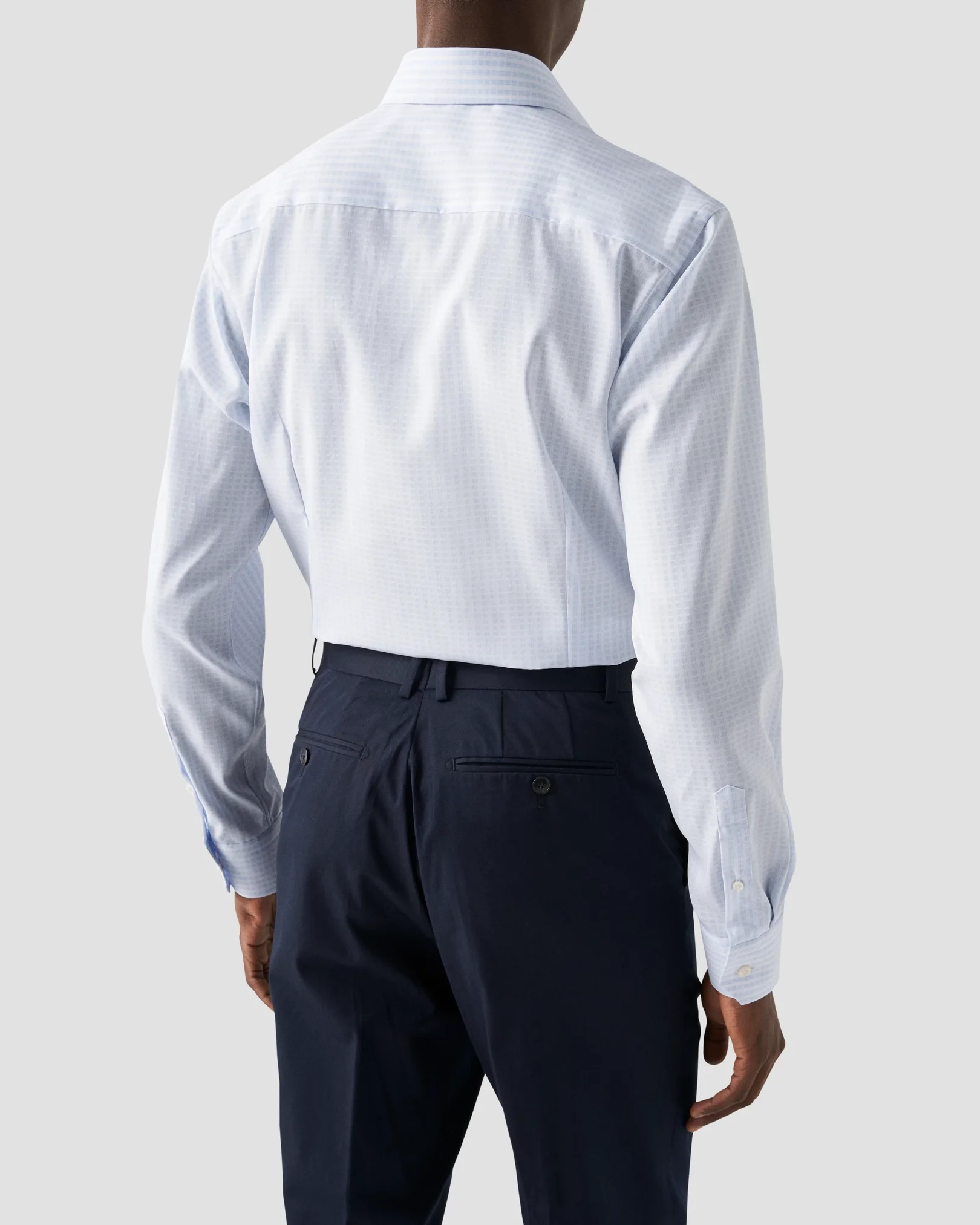 Eton - light blue dobby extreme cut away