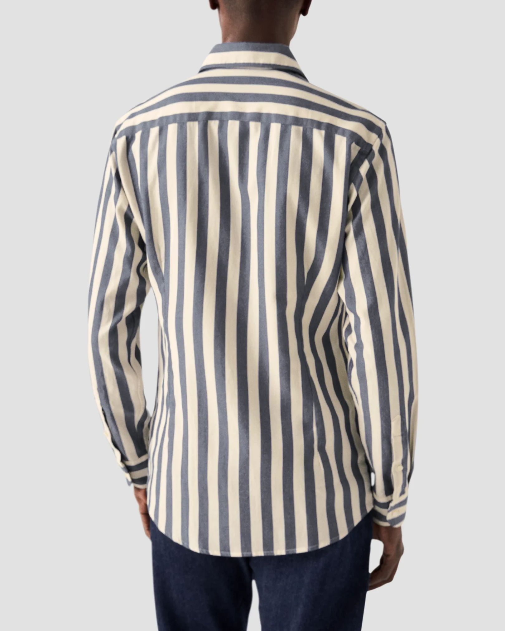 Eton - dark blue twill wide spread bengal striped