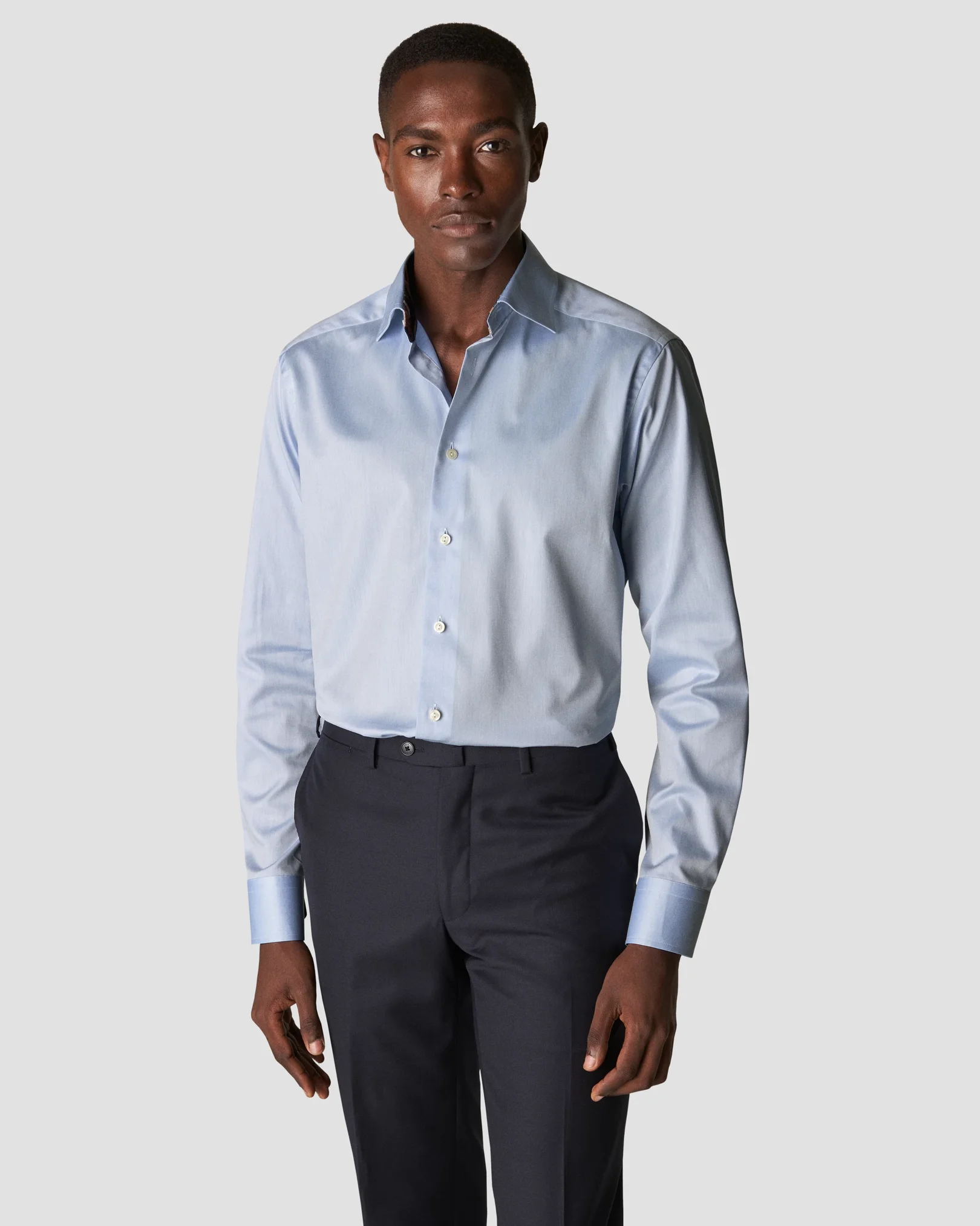 Eton - light blue signature twill cut away single slim