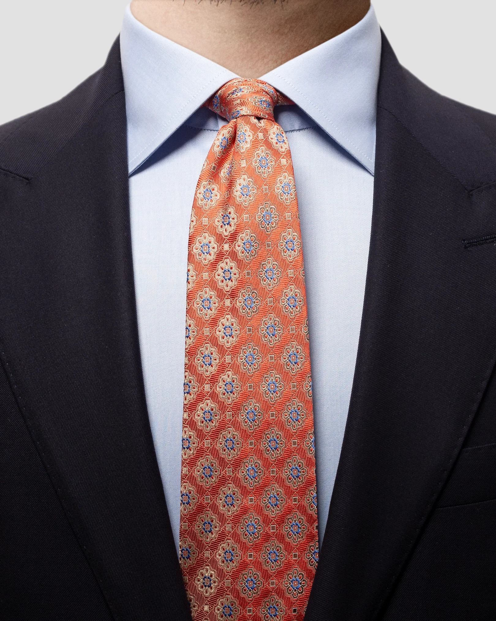 Eton - orange medallion square tie