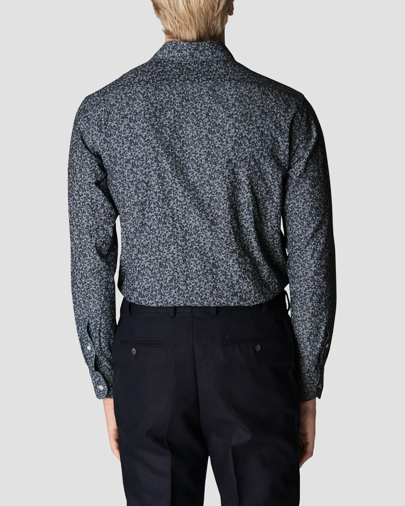 Eton - dark blue indigo wide spread single rounded slim soft