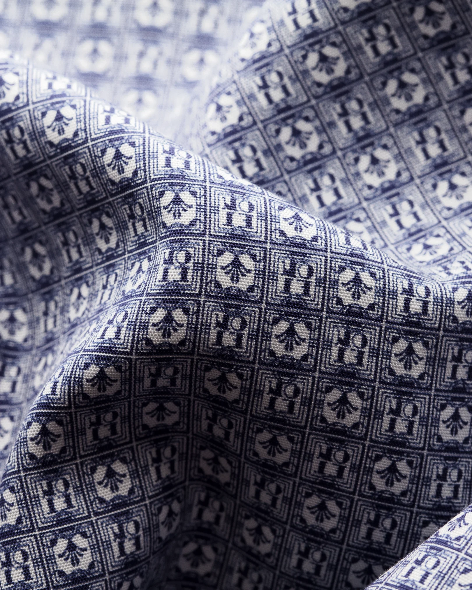 Eton - art deco logo print poplin shirt