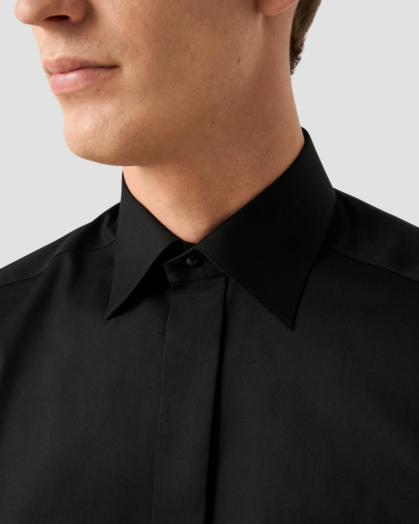 Eton - black signature twill moderate cutaway shirt