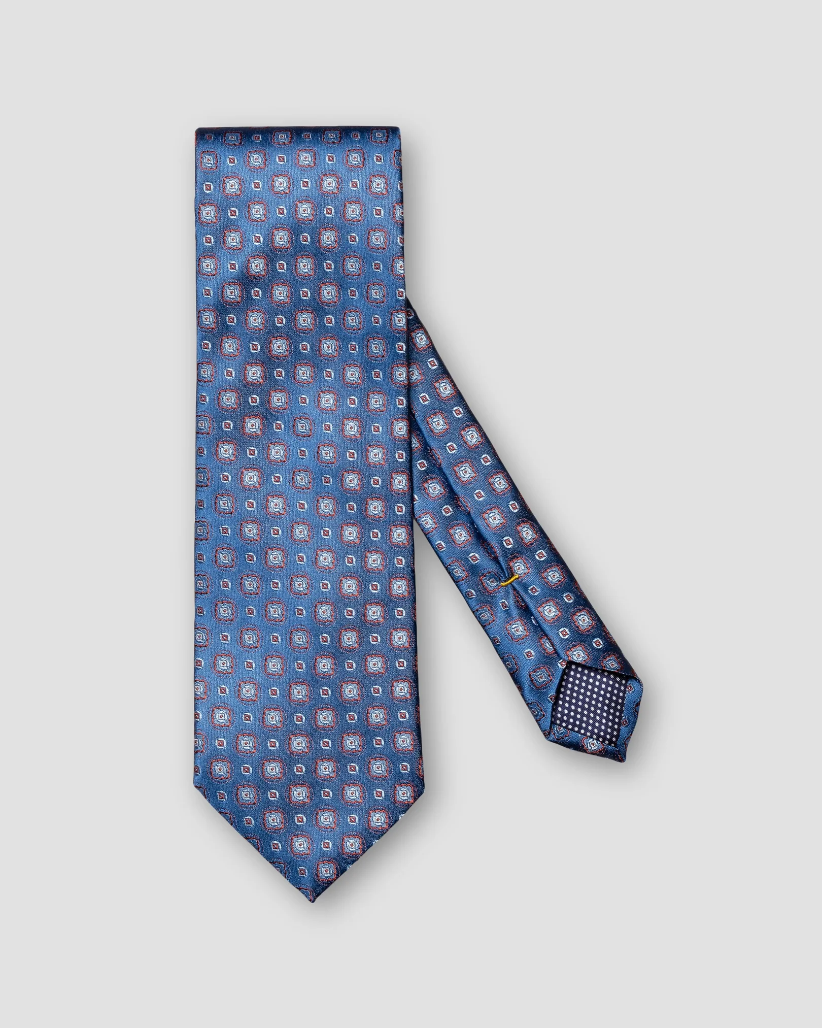 Eton - dark blue medallion pattern