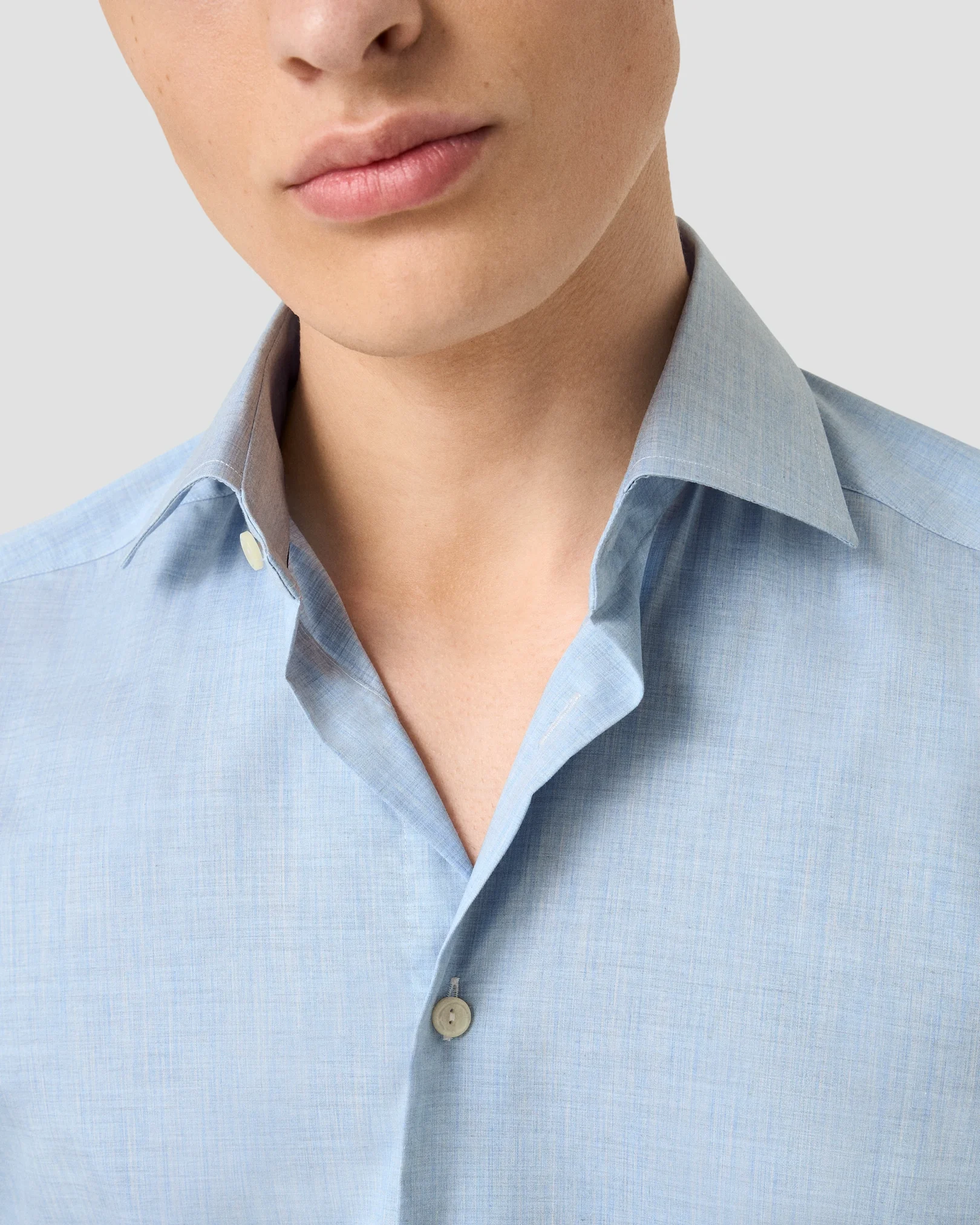 Eton - light blue solid fine twill shirt cutaway