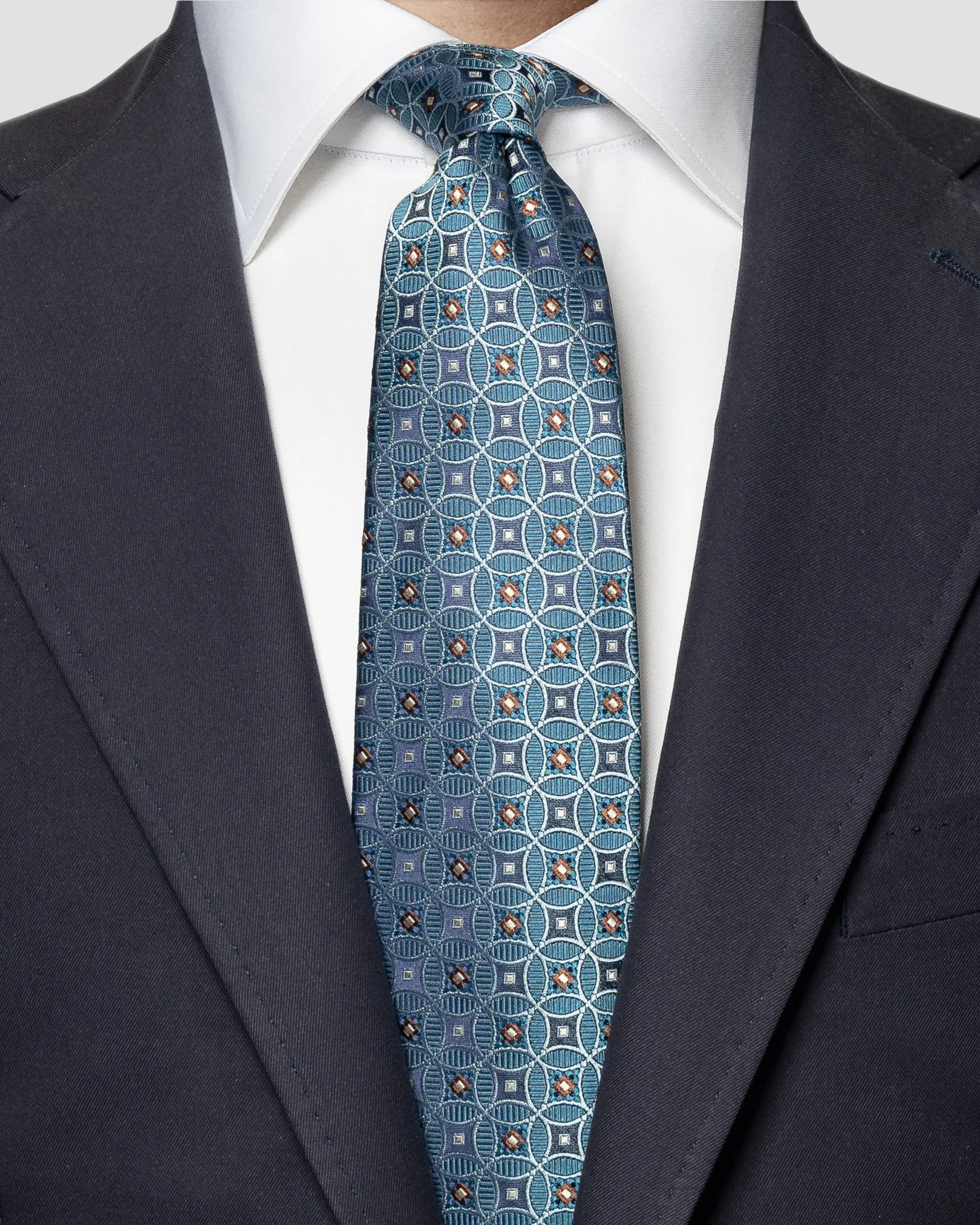 Eton - dark blue vibriant color