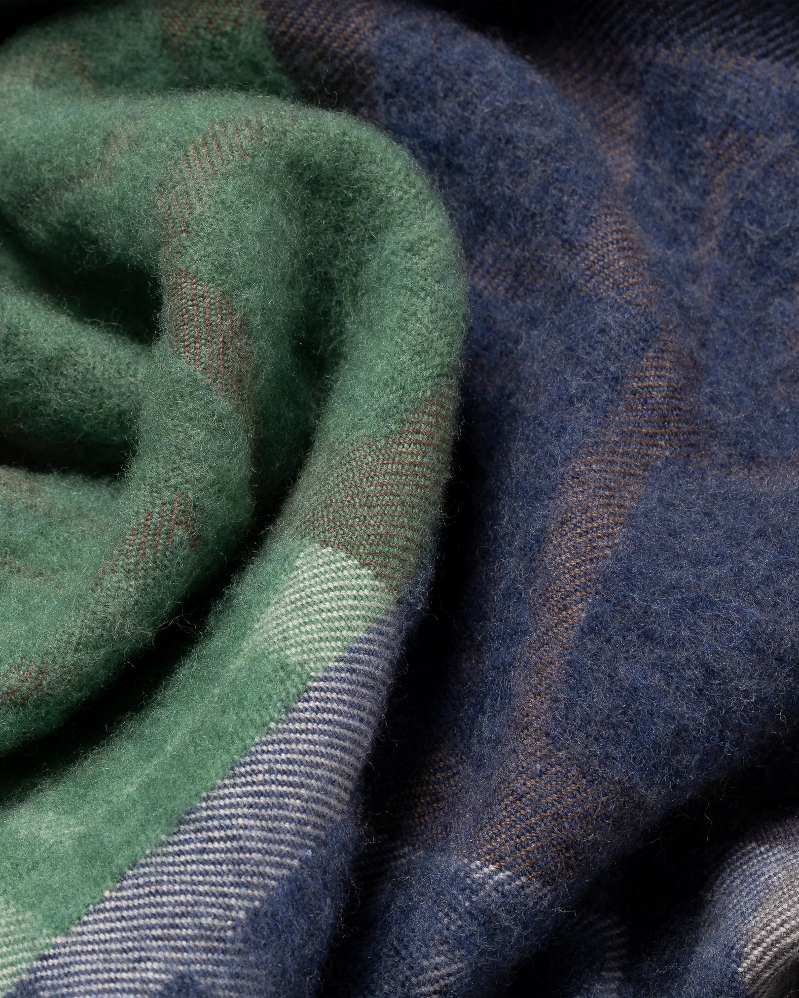 Eton - dark grey scarf