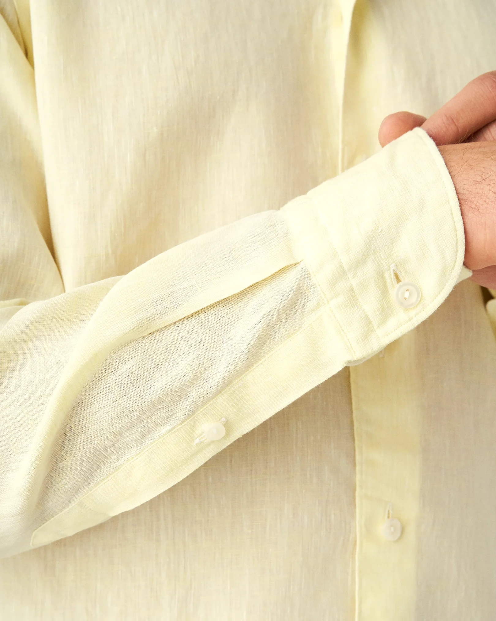 Eton - yellow linen wide spread