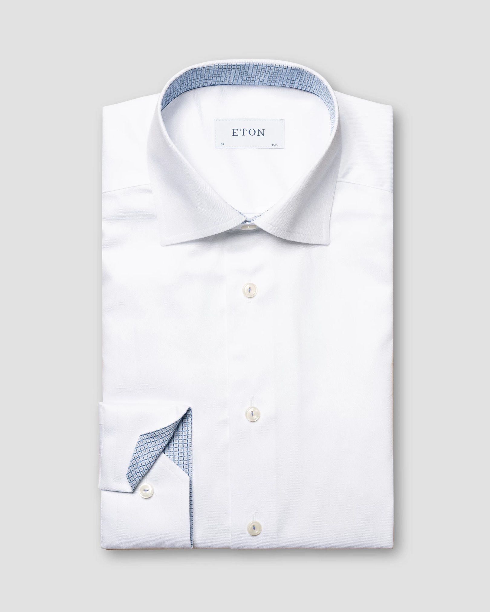 Eton - white twill stretch cut away single slim
