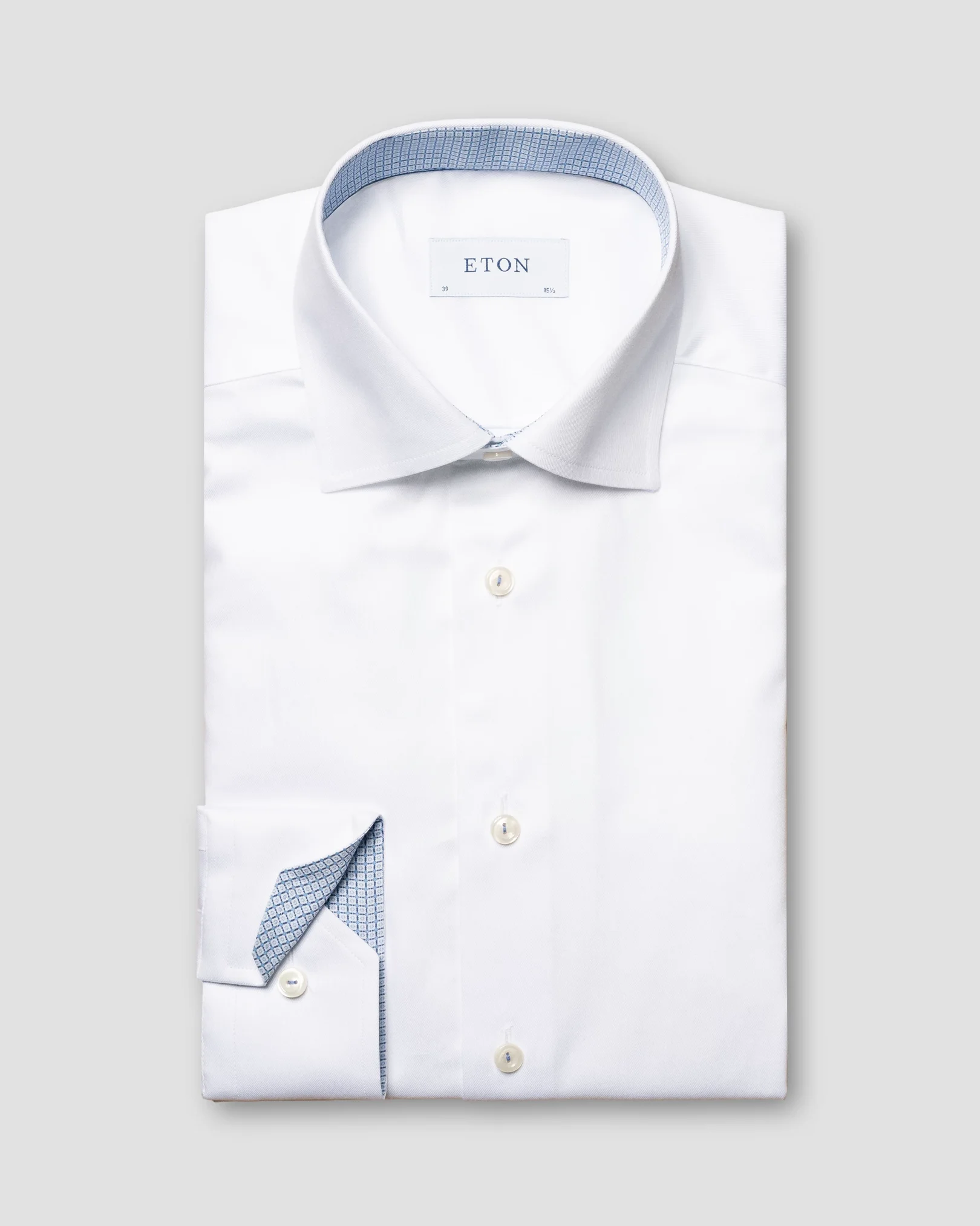 Eton - white twill stretch cut away single slim