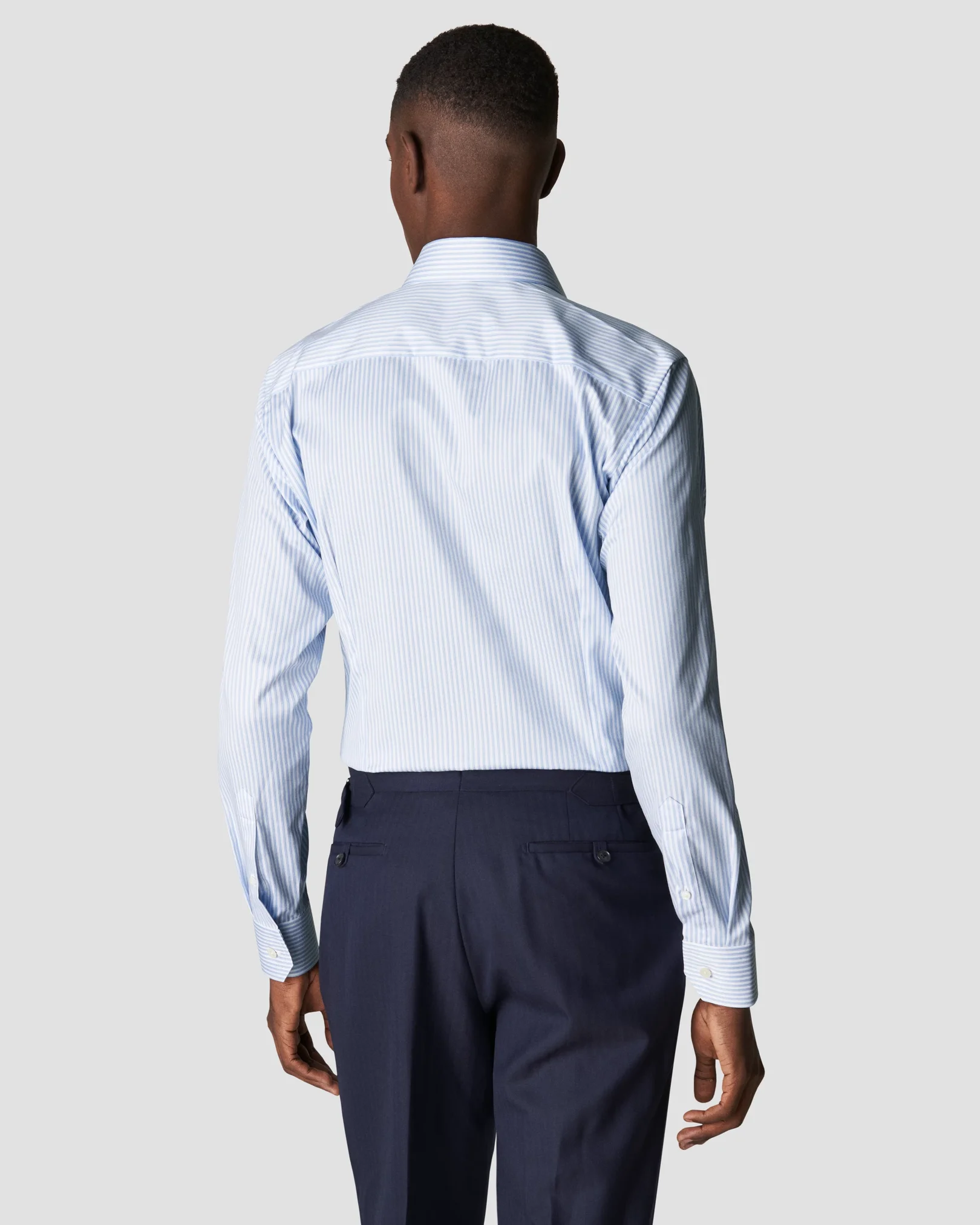 Eton - striped light blue signature twill
