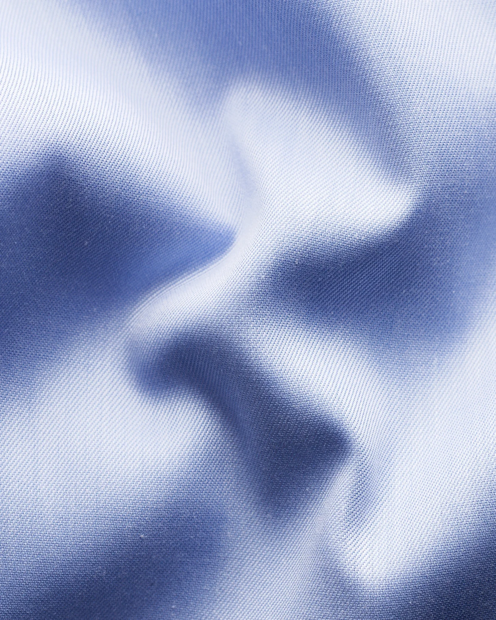Eton - light blue signature twill extreme cut away single slim