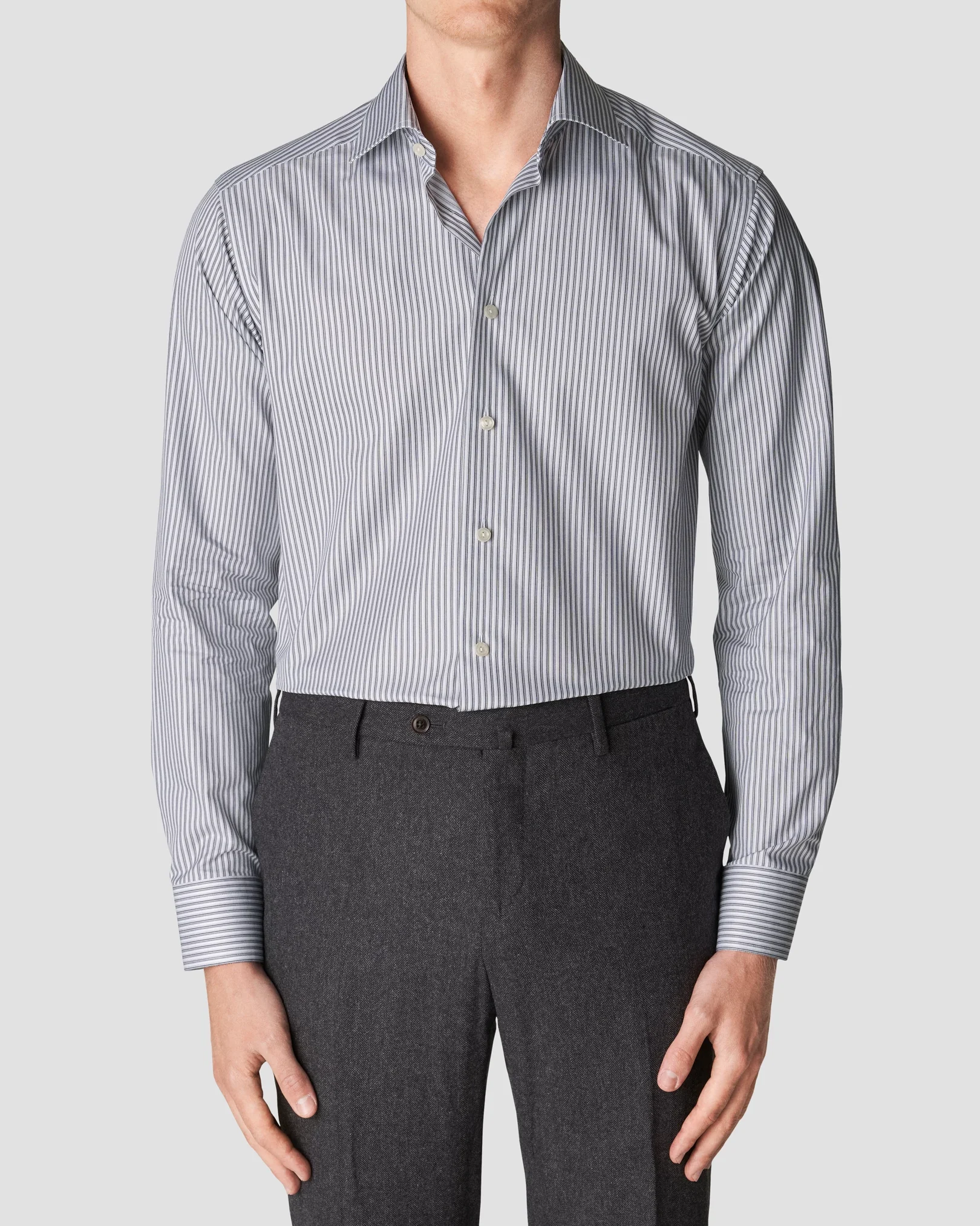 Eton - striped dark blue signature twill