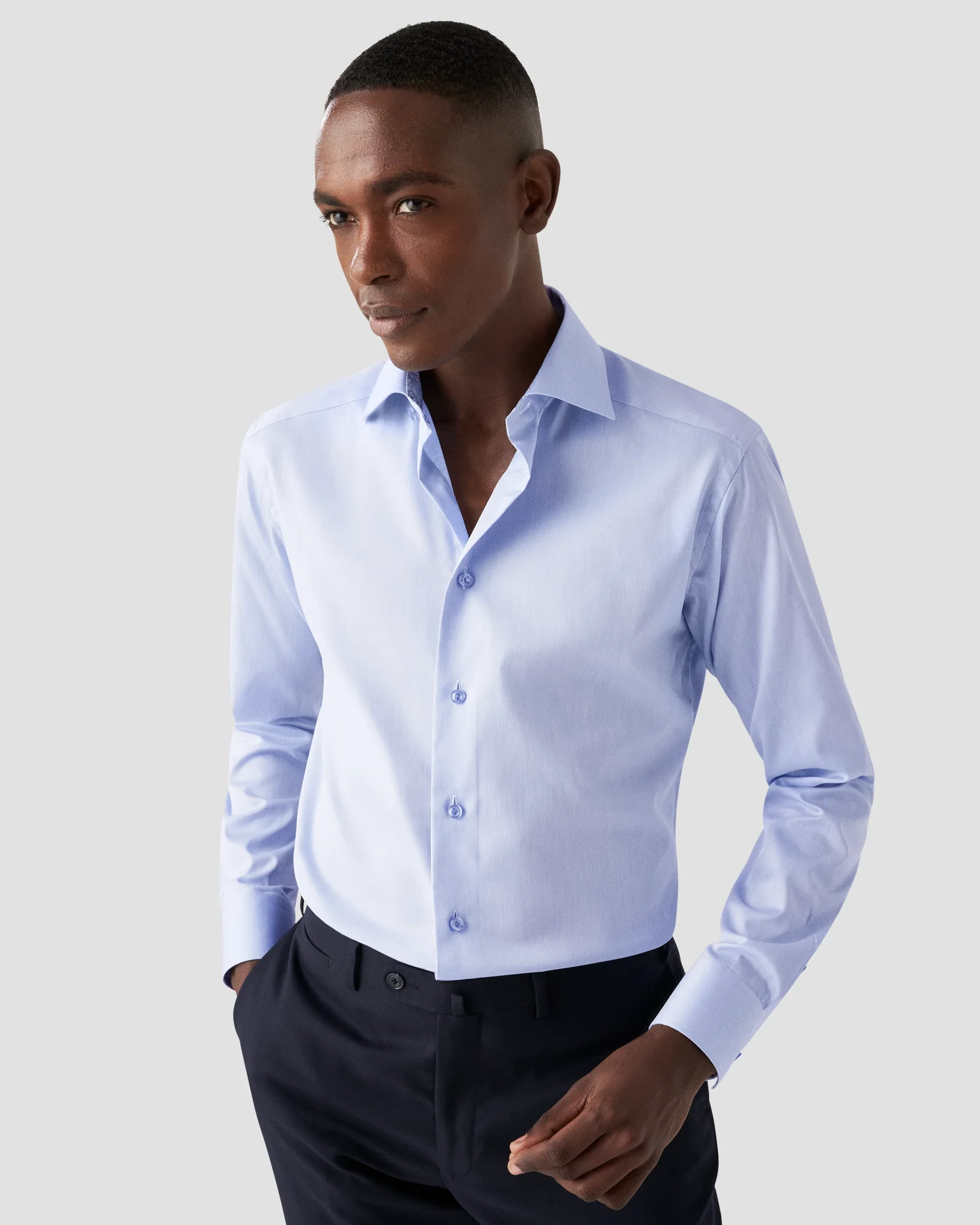 Eton - light blue signature twill summer details