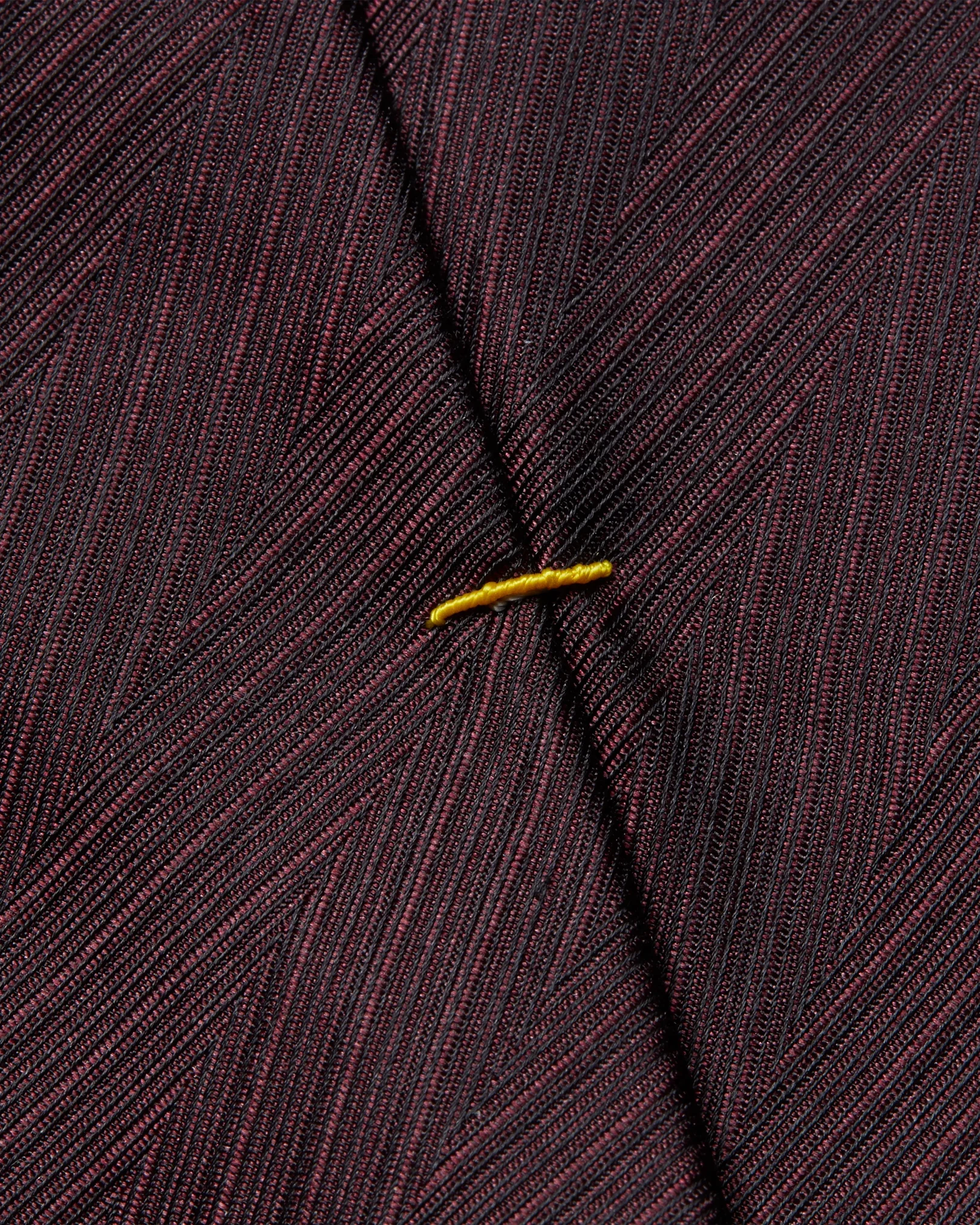 Eton - dark red zig zag weave