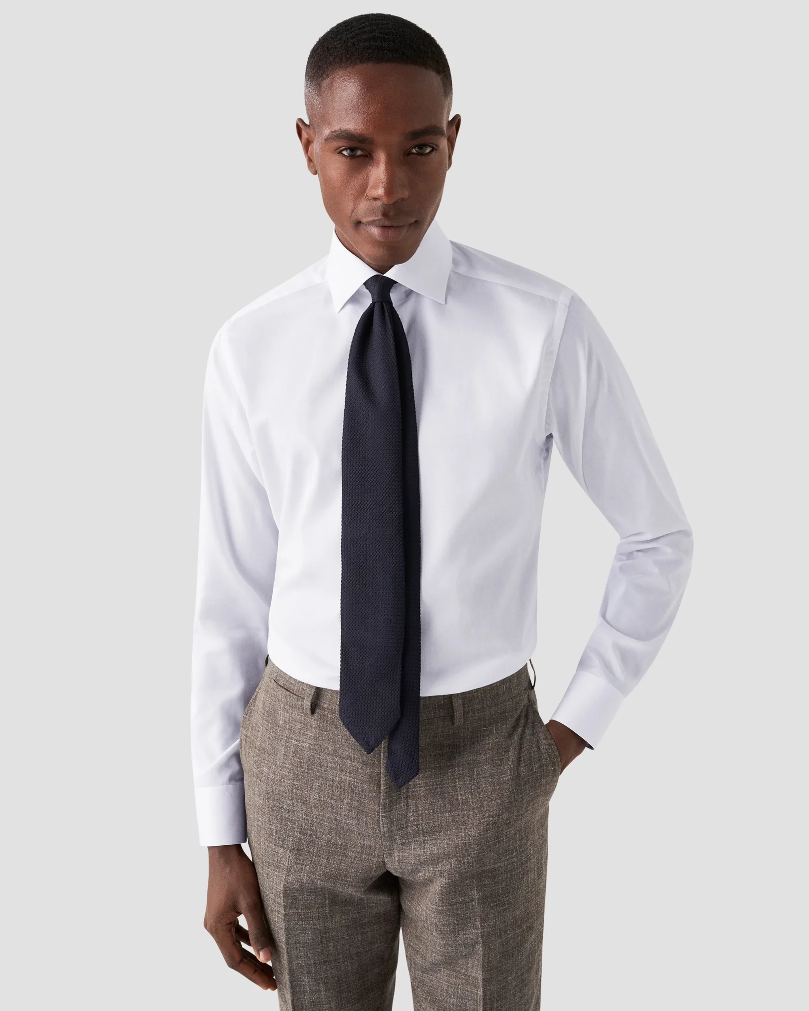 Eton - white signature twill summer details