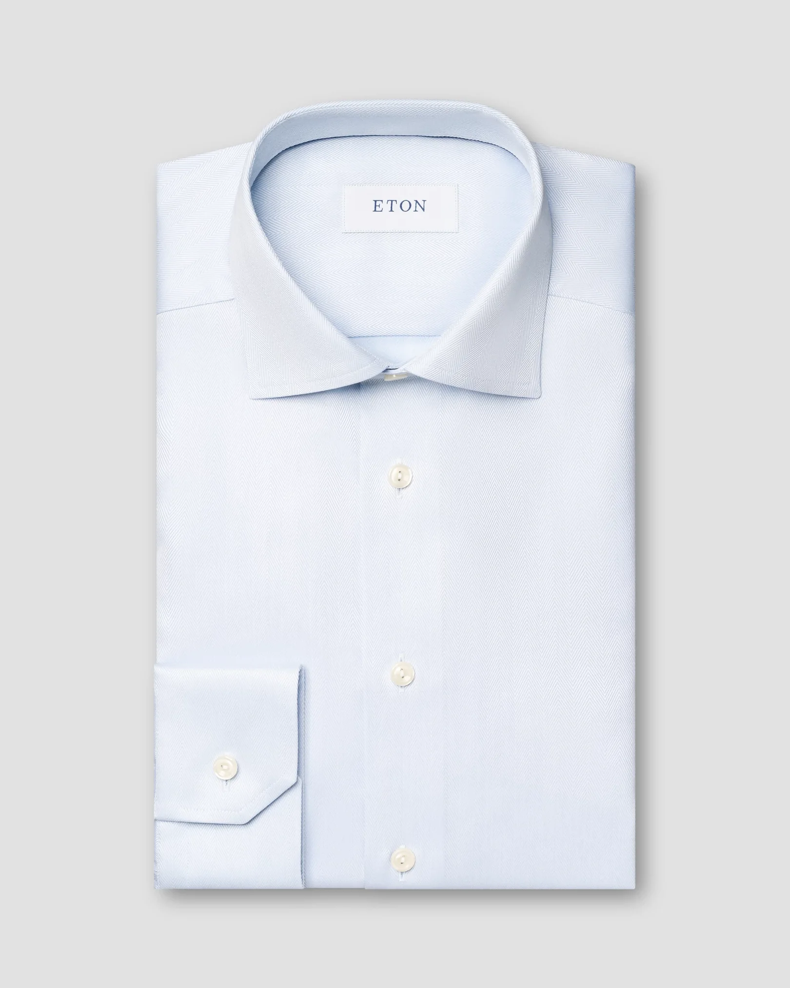 Eton - light blue signature twill made to order