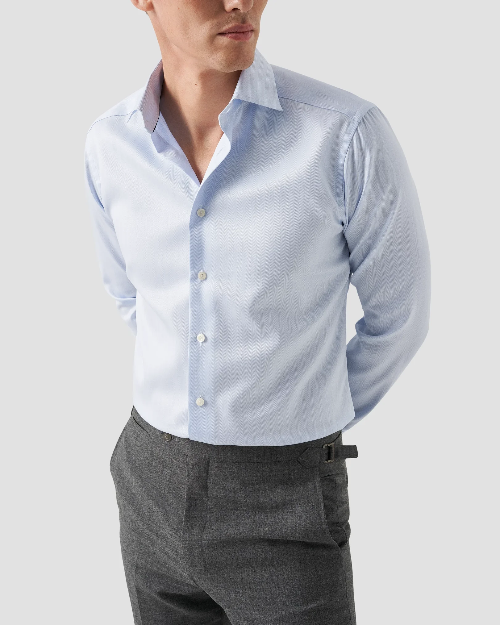 Eton - light blue signature twill made to order