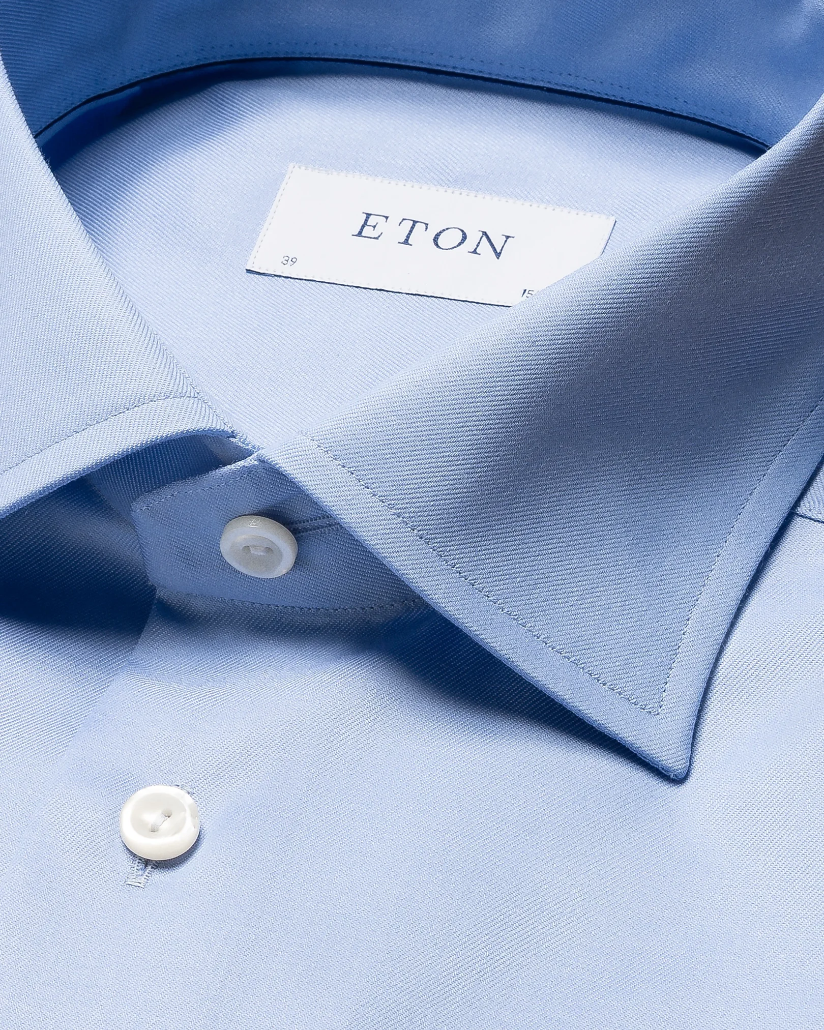 Eton - light blue signature twill cut away collar single cuff slim fit