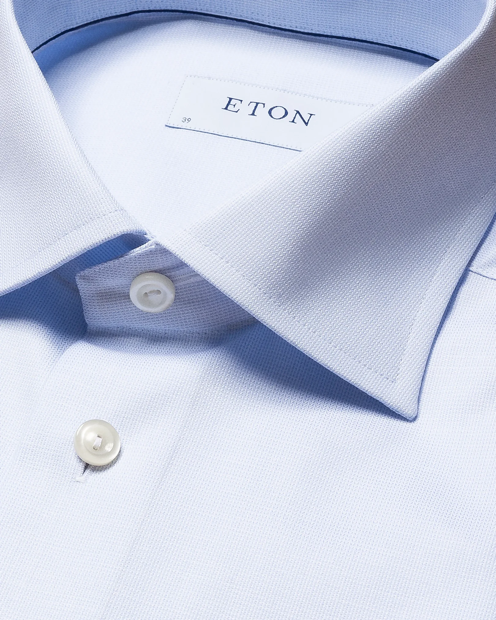 Eton - light blue signature twill semi solid