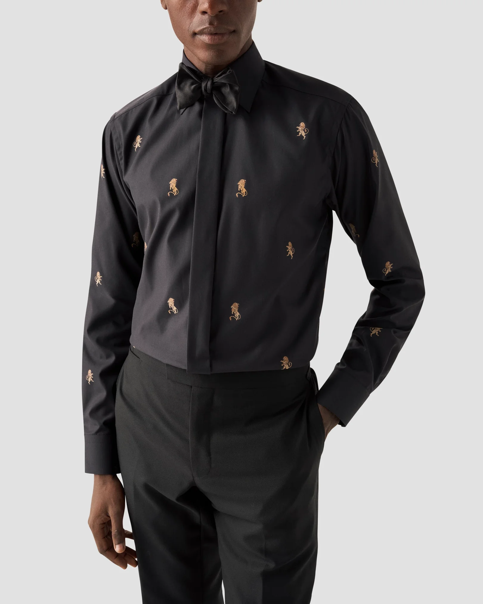 Eton - black marilyn coupe