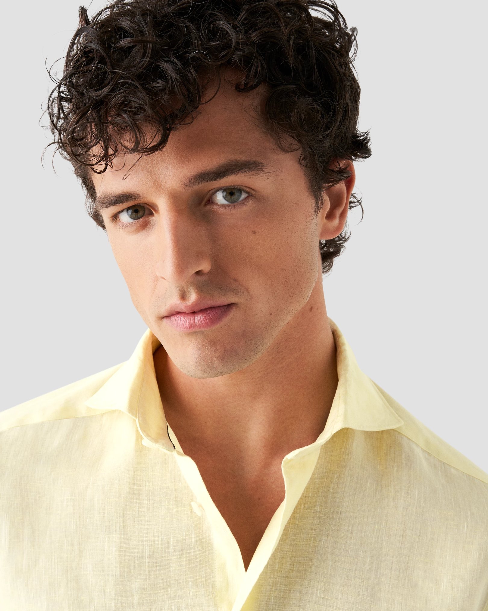 Eton - yellow linen wide spread