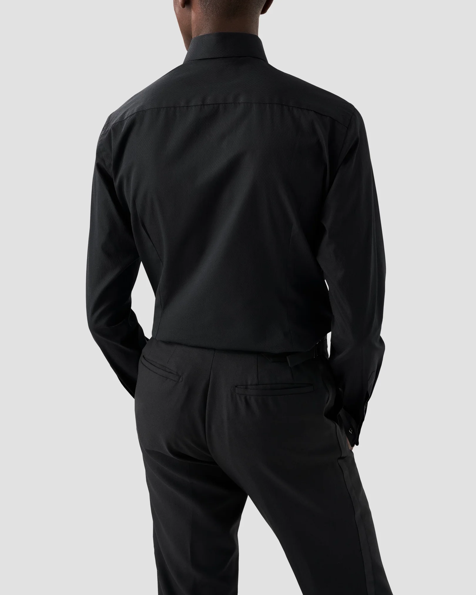 Eton - black plain weave moderate cutaway