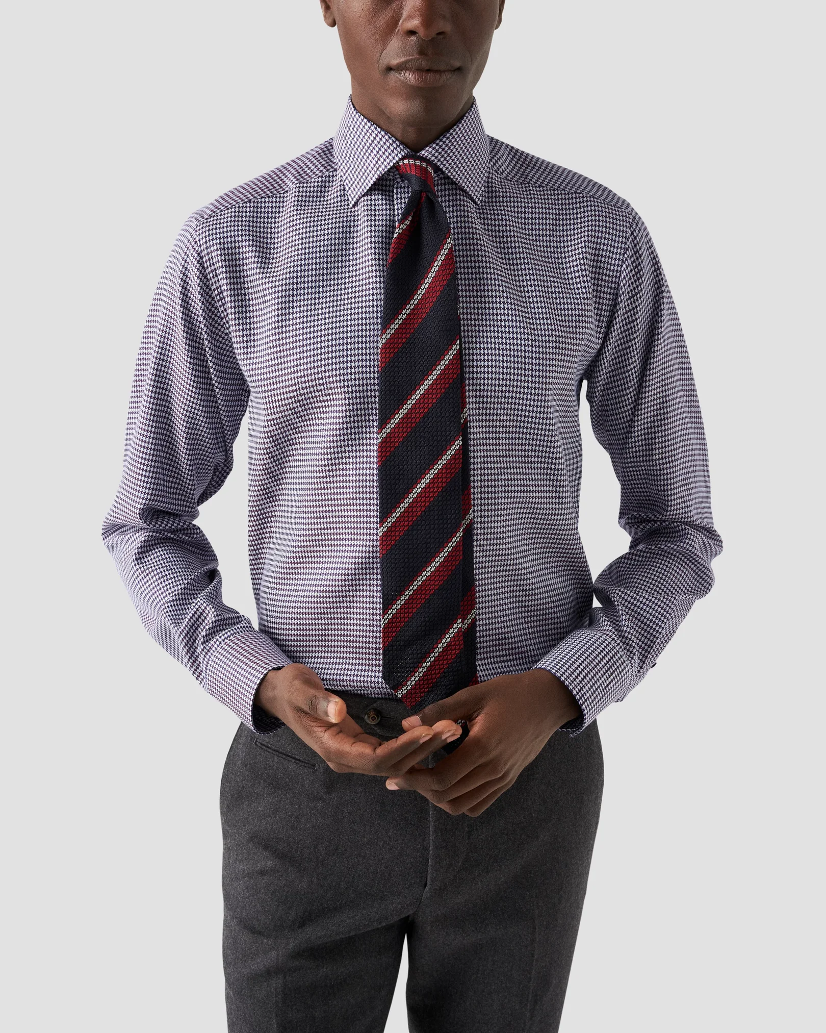 Eton - dark red houndstooth twill