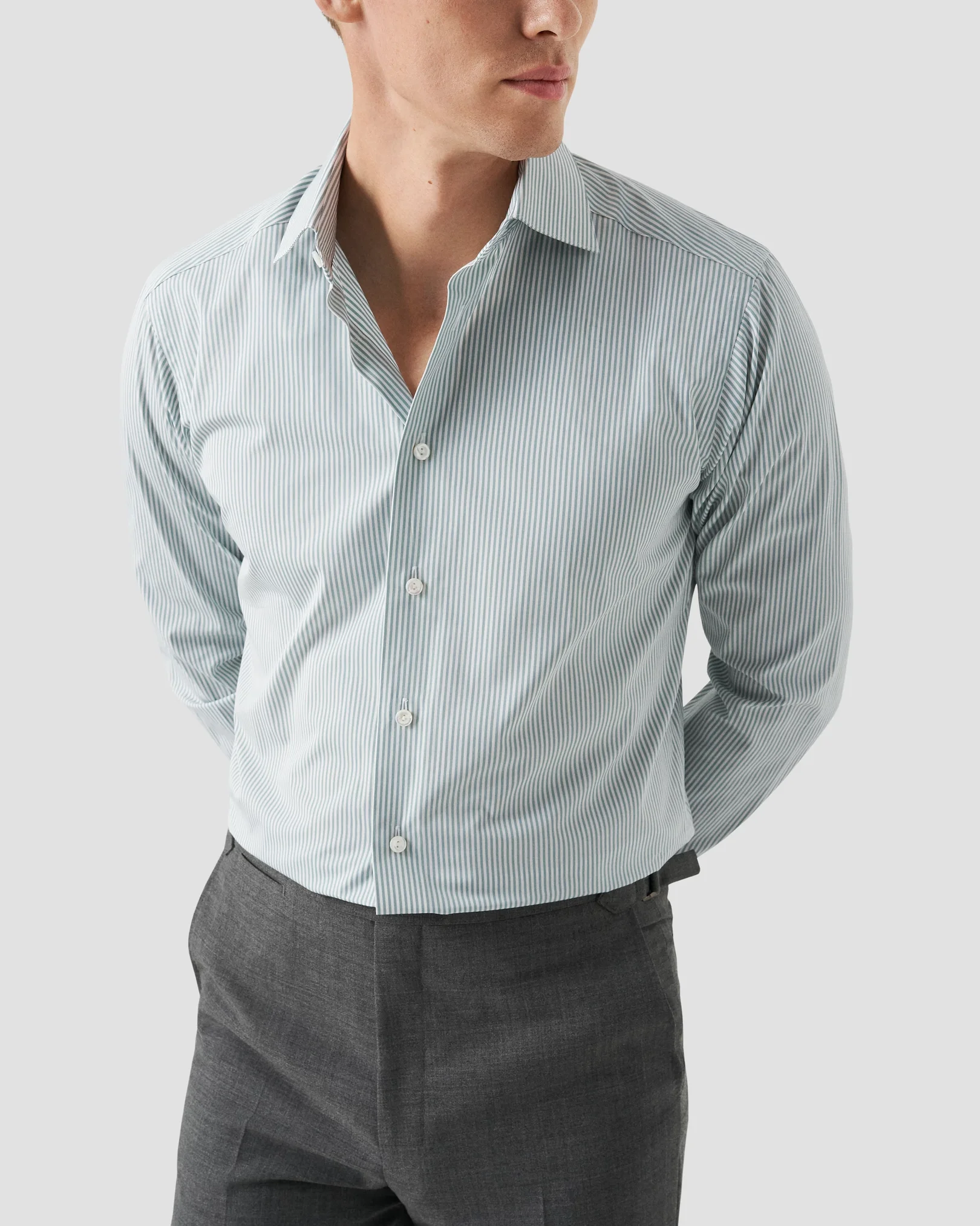 Eton - light green elevated poplin