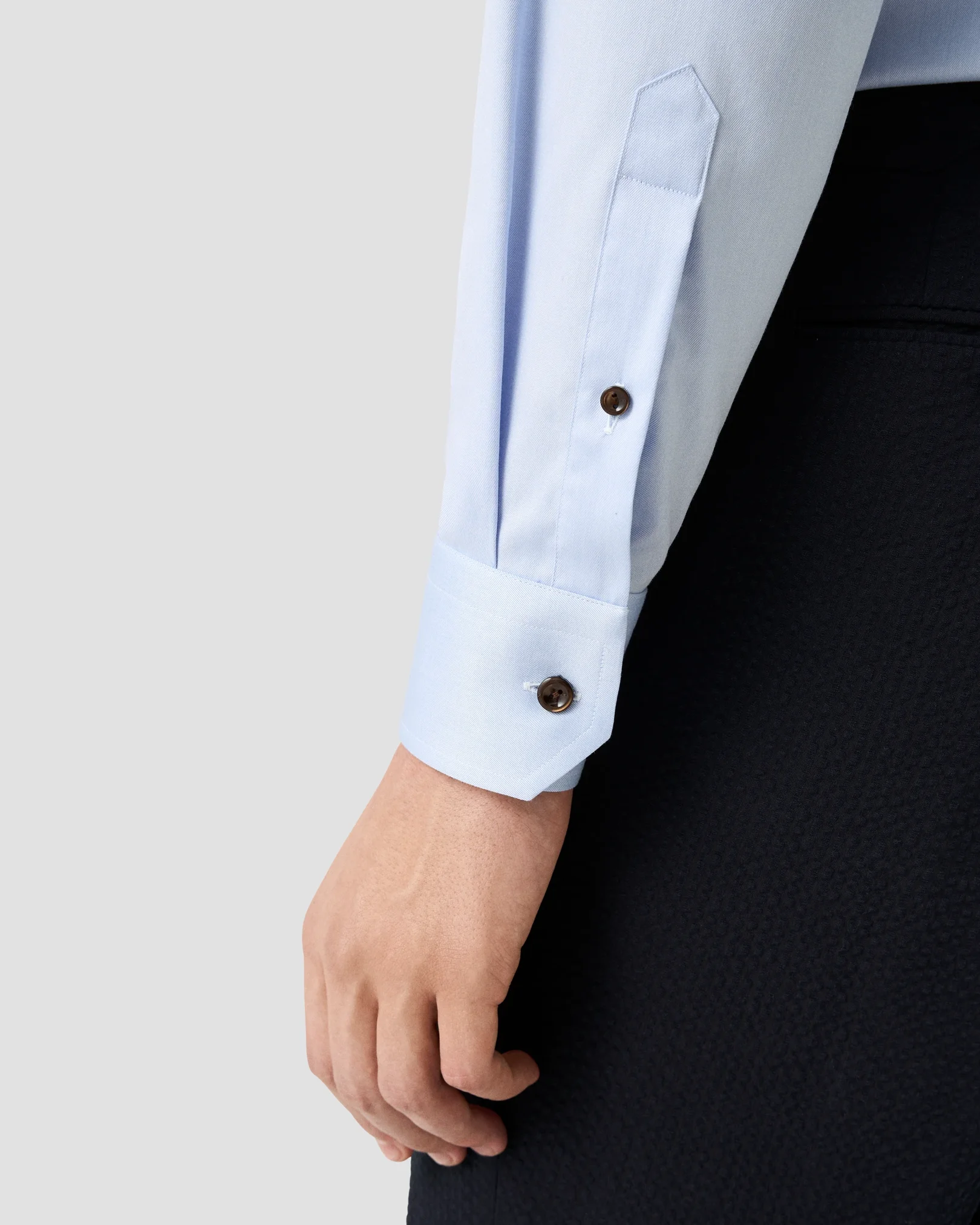 Eton - light blue solid brown buttons signature twill shirt