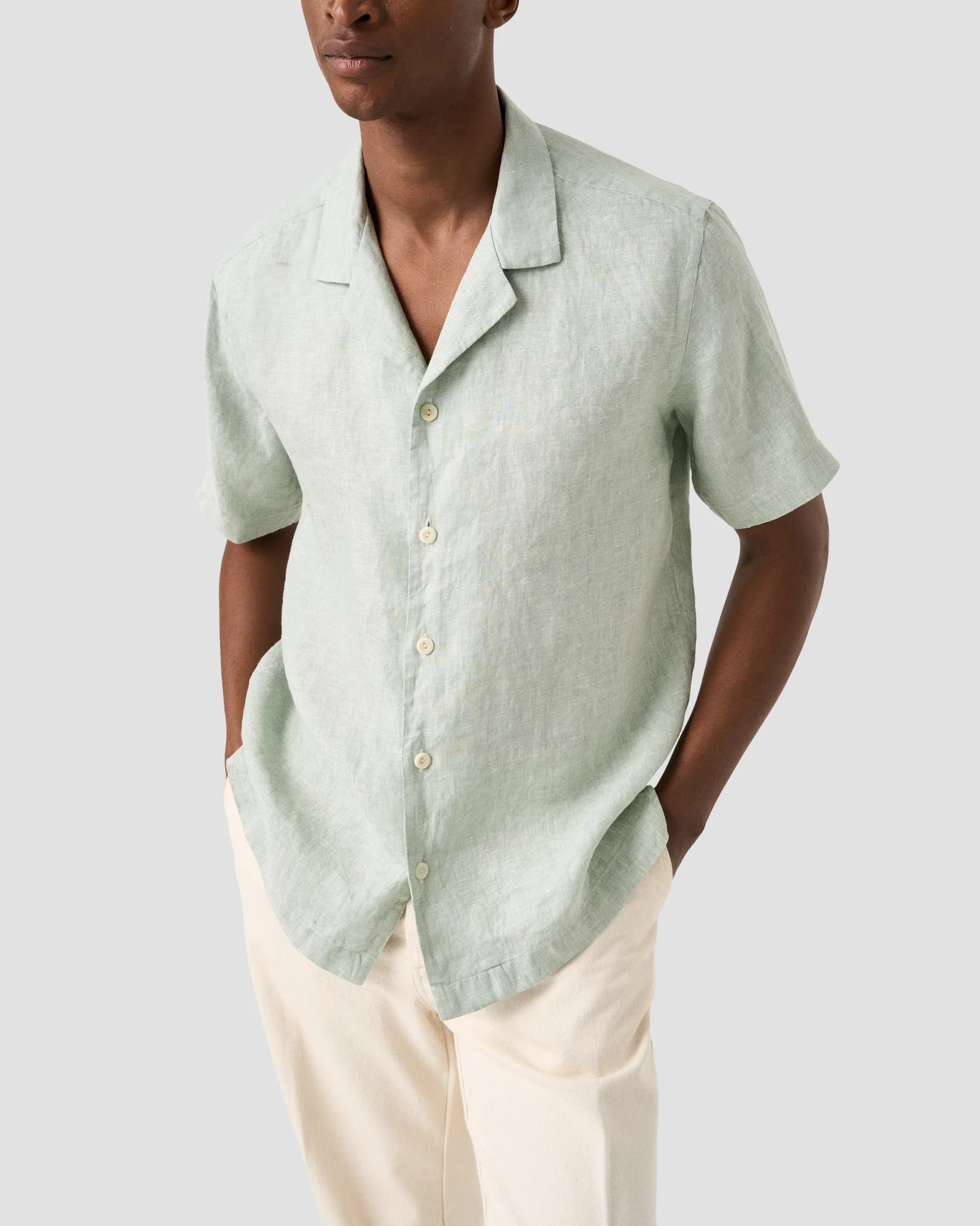 Eton - mid green solid linen twill resort shirt