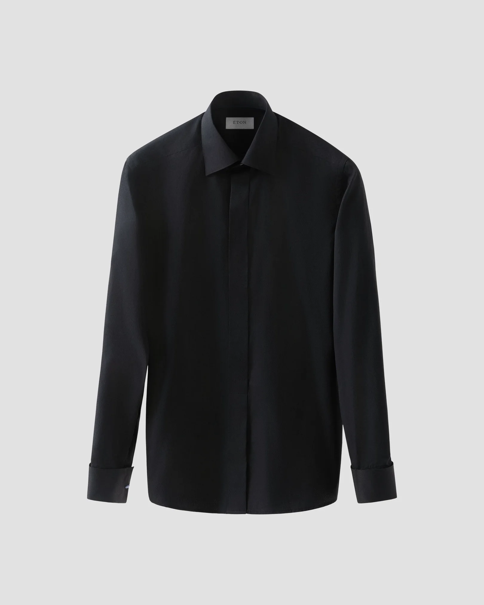Eton - black plain weave moderate cutaway
