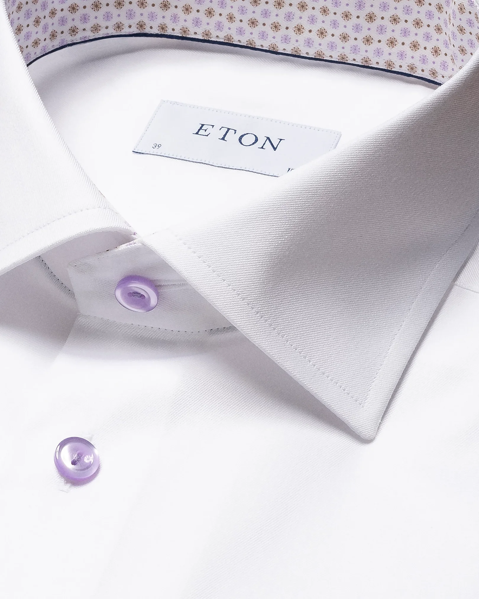 Eton - white signature twill cut special details