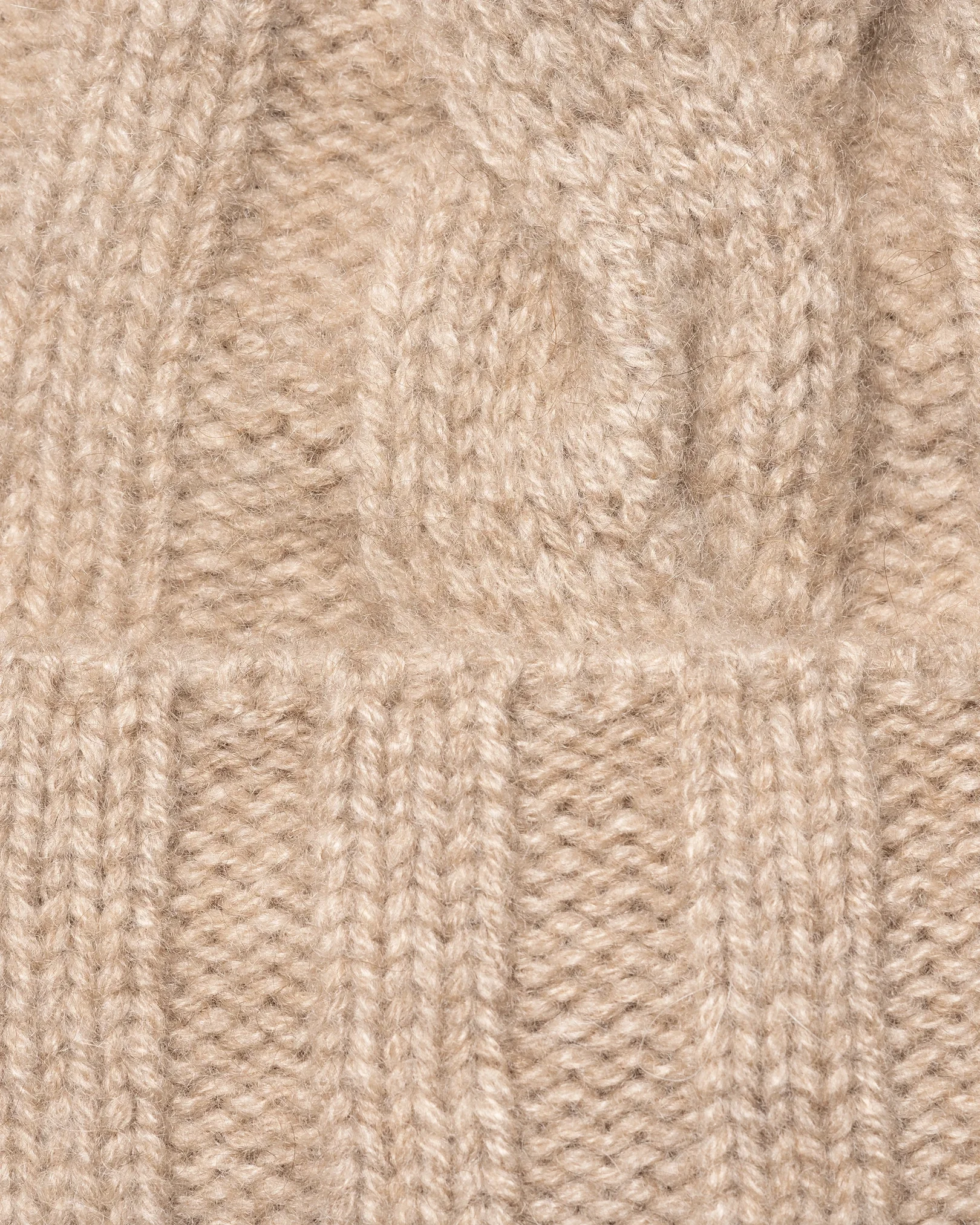 Eton - beige beanie