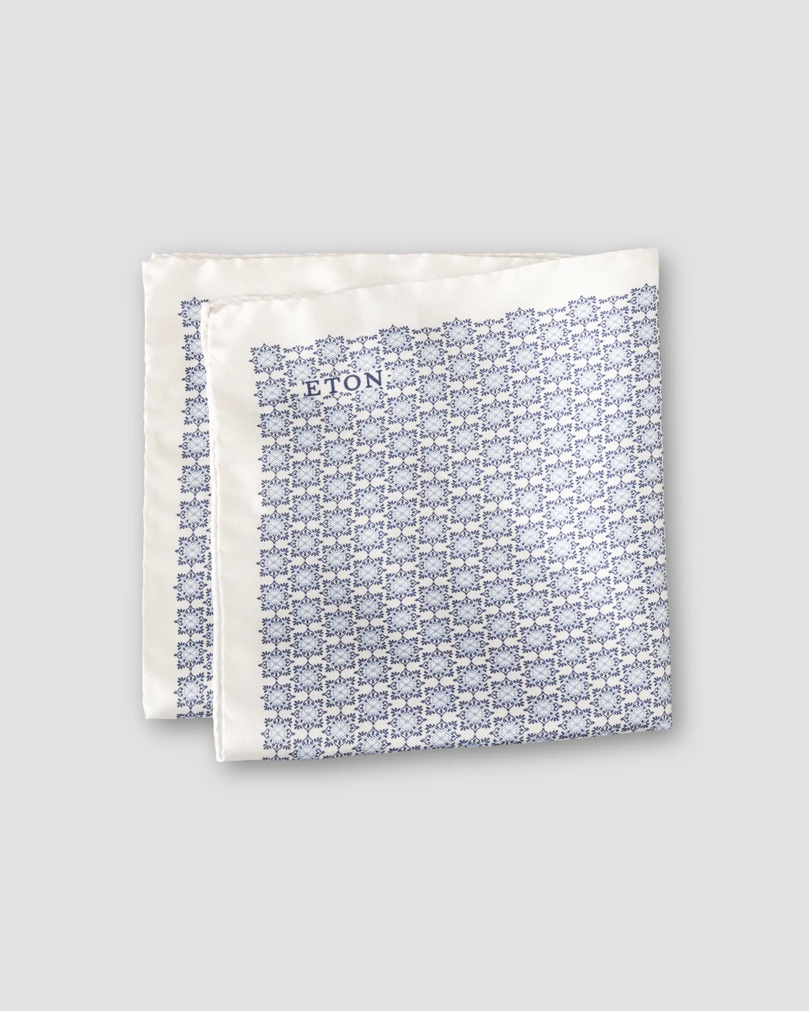 Eton - white silk weave pocket square