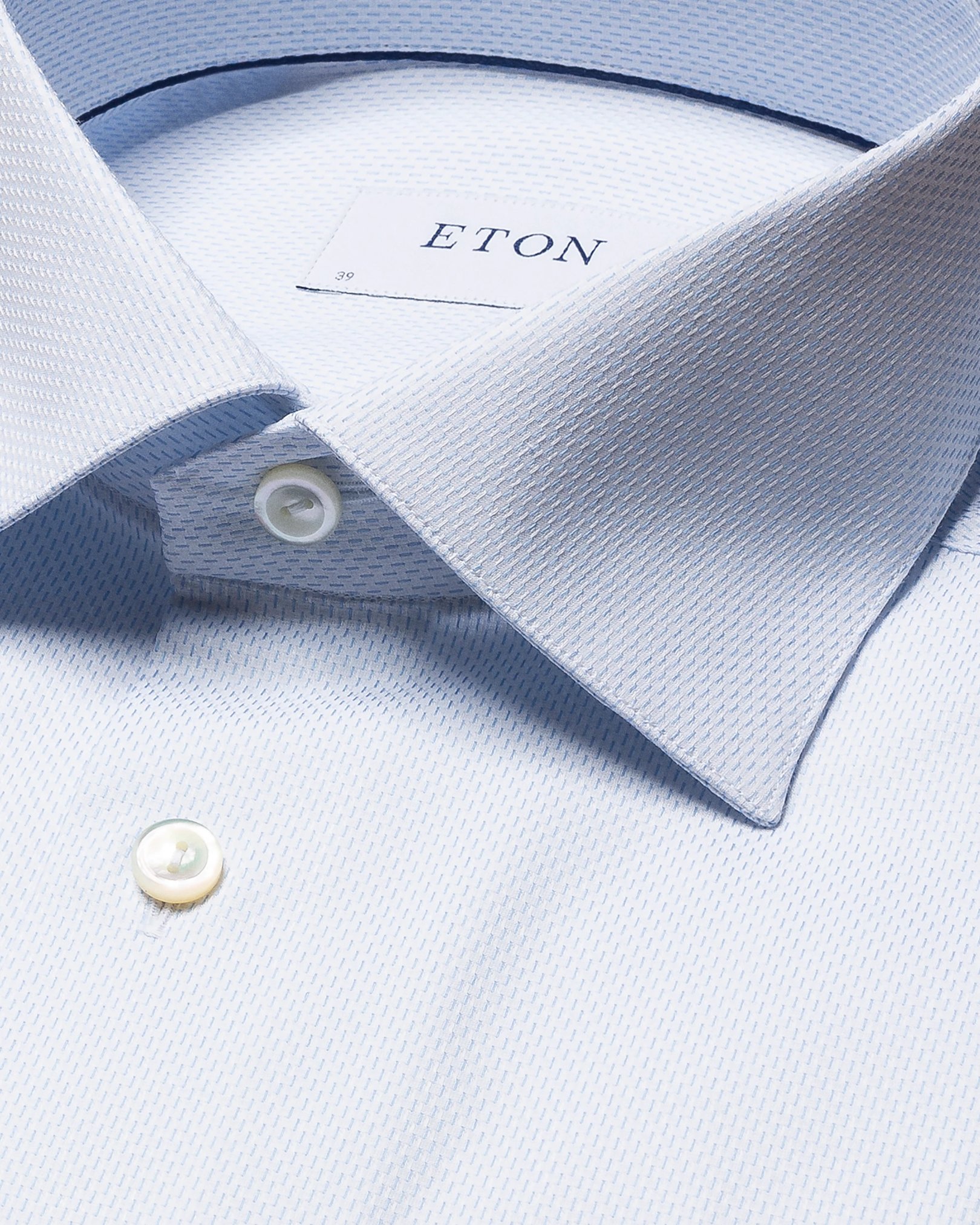Eton - white fine twill cut away single slim