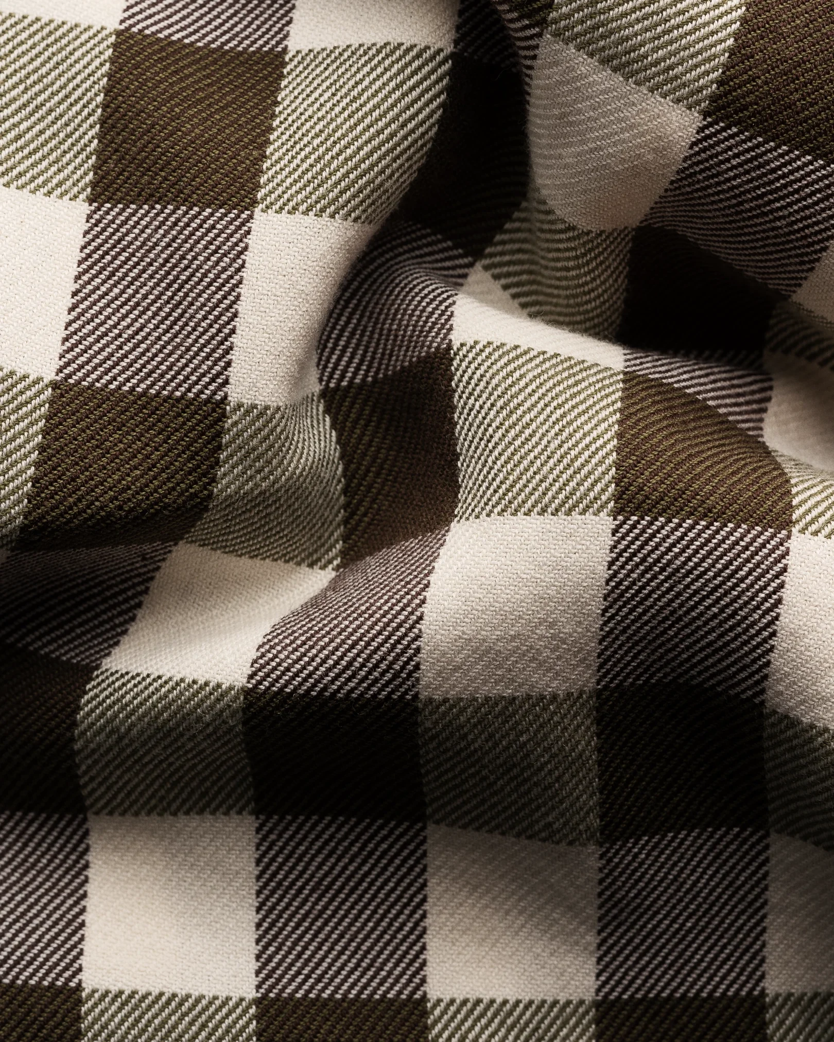 Eton - dark green twill wide spread