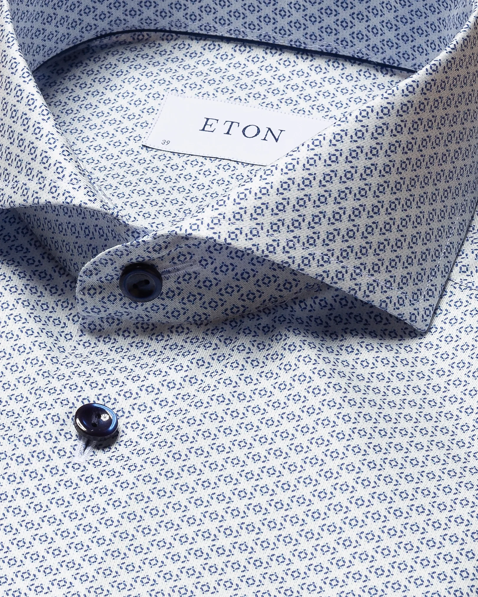 Eton - dark blue signature twill extreme cutaway